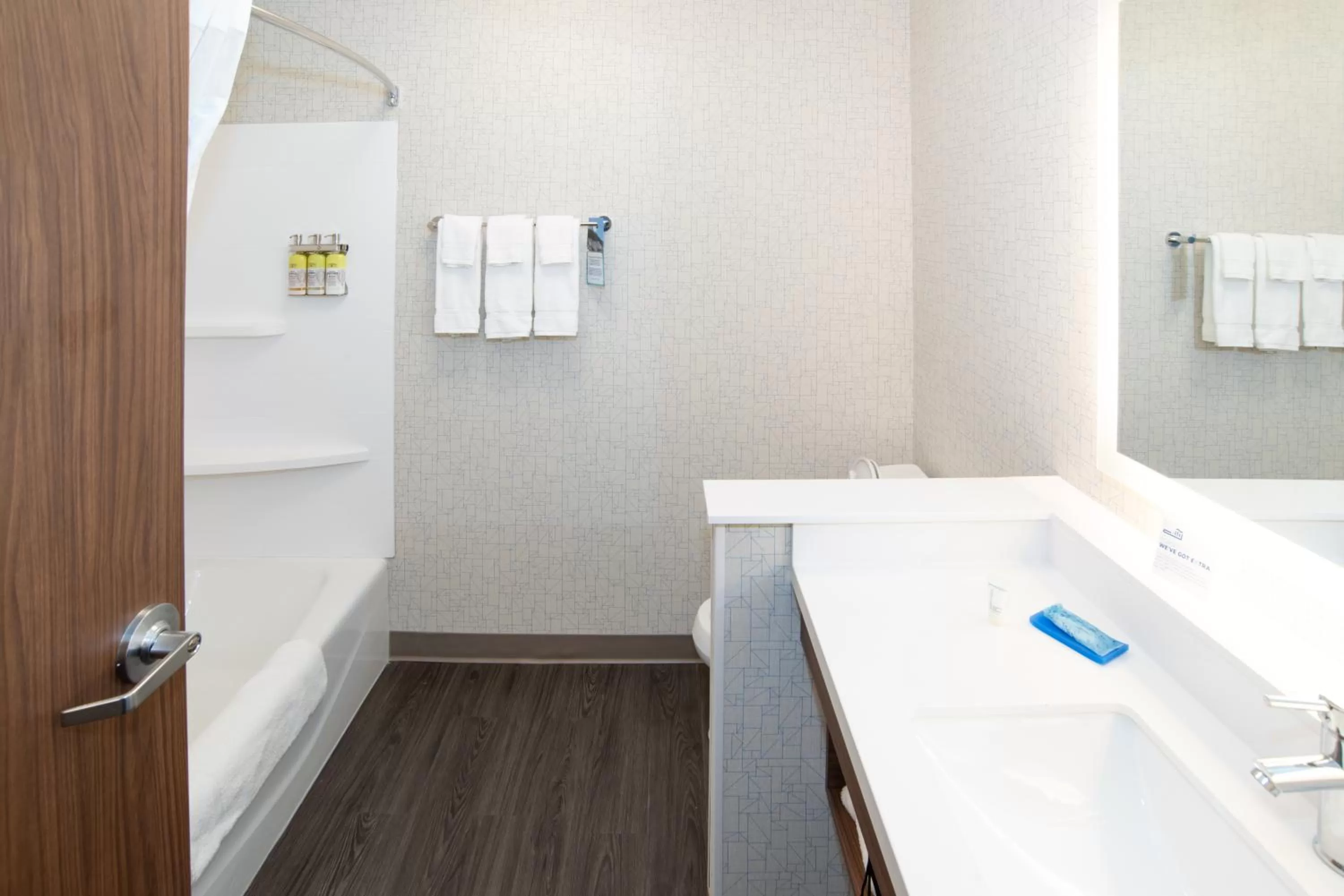 Holiday Inn Express & Suites - North Battleford by IHG