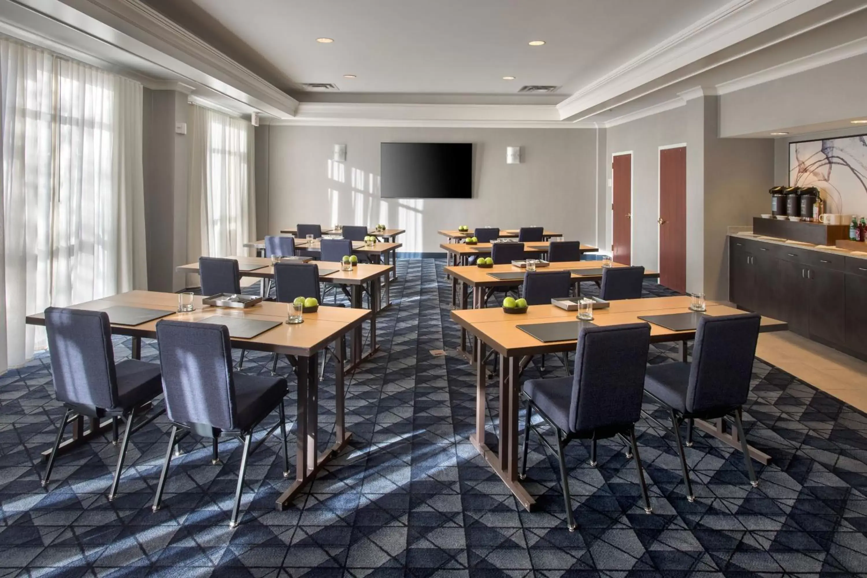 Meeting/conference room in Courtyard by Marriott Basking Ridge