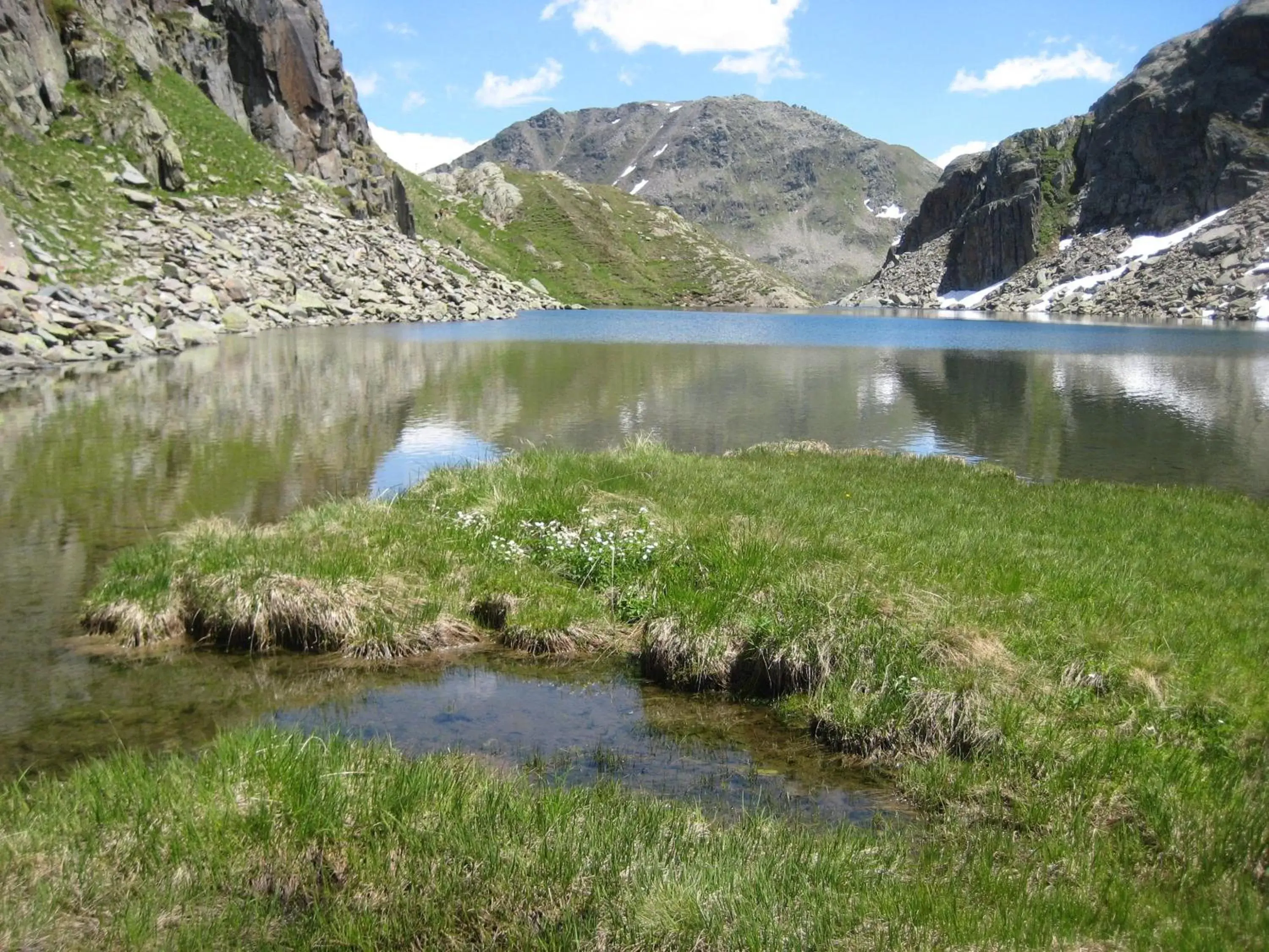 Hiking, Natural Landscape in Catrina Lodge