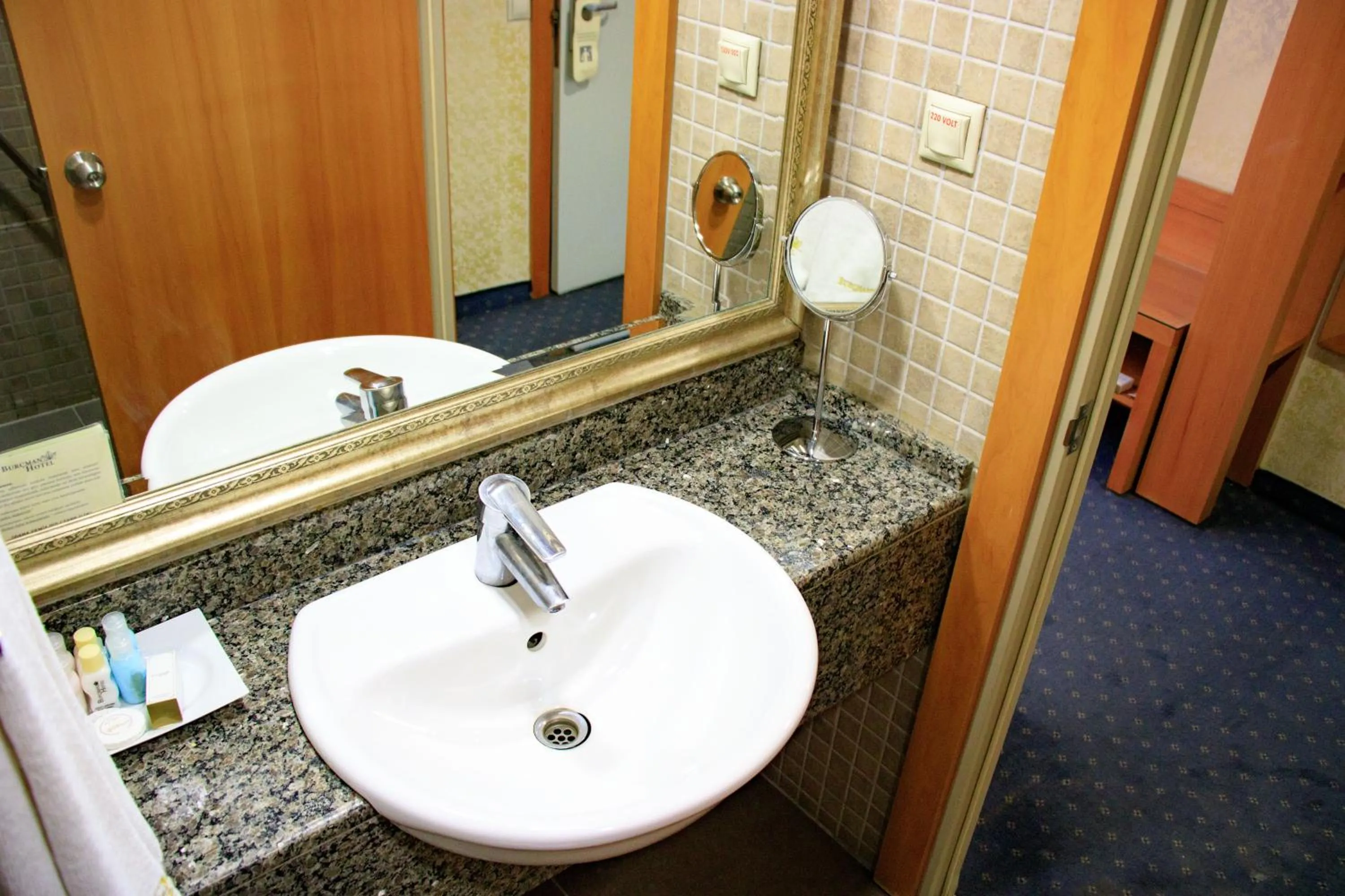 Bathroom in Burcman Hotel