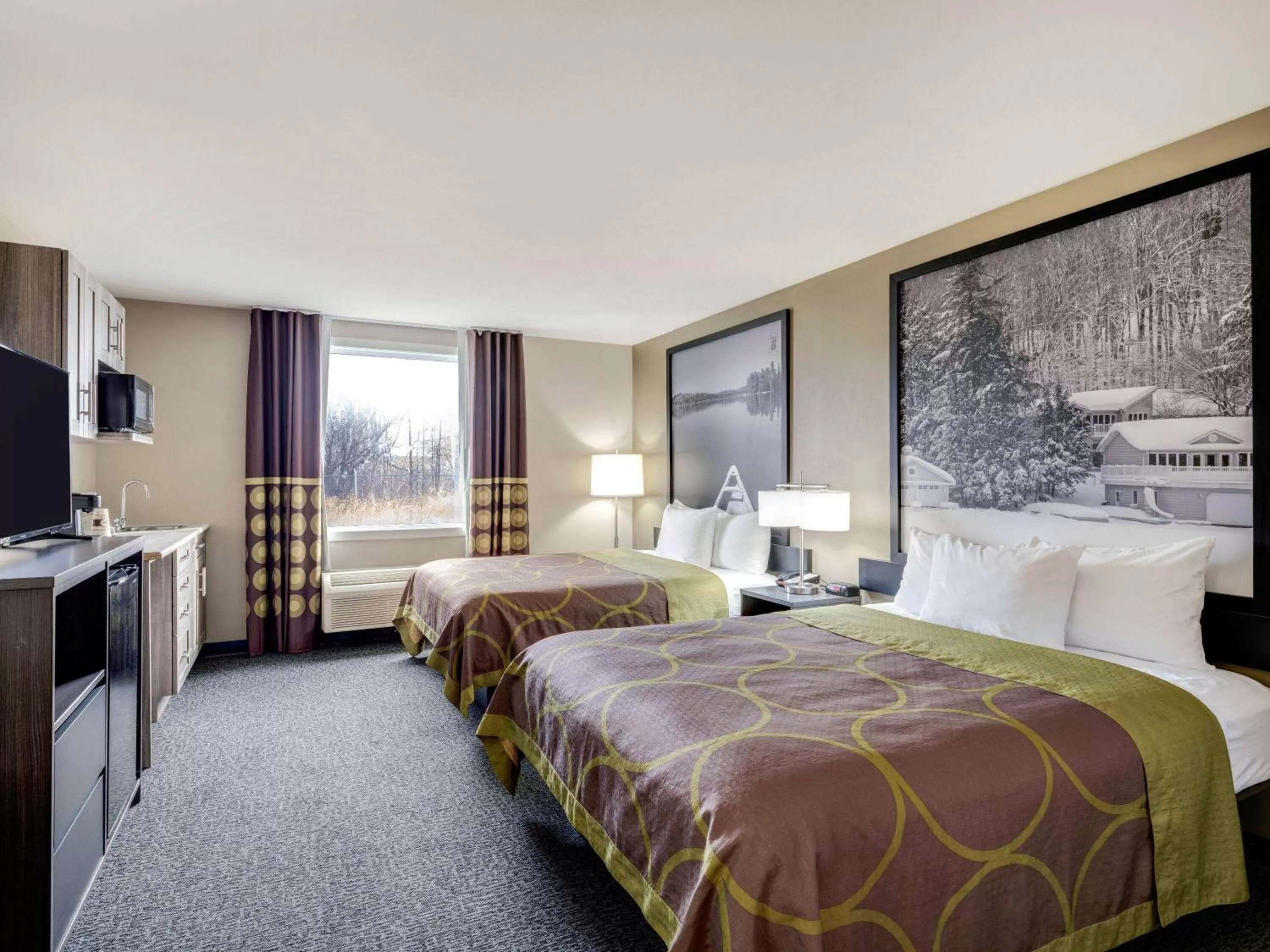 Bed in Super 8 by Wyndham Moosonee