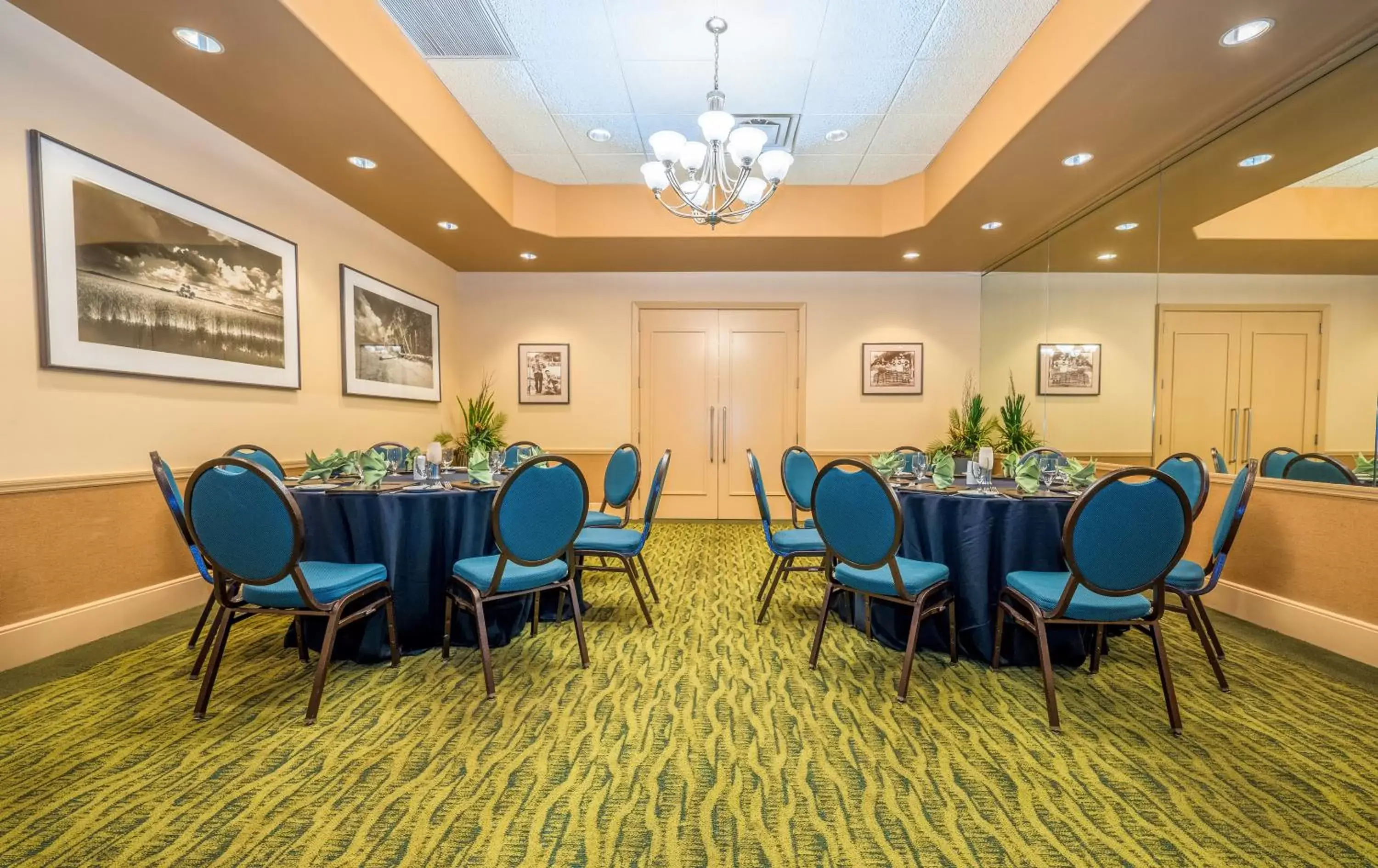 Restaurant/Places to Eat in Rosen Centre Hotel Orlando Convention Center
