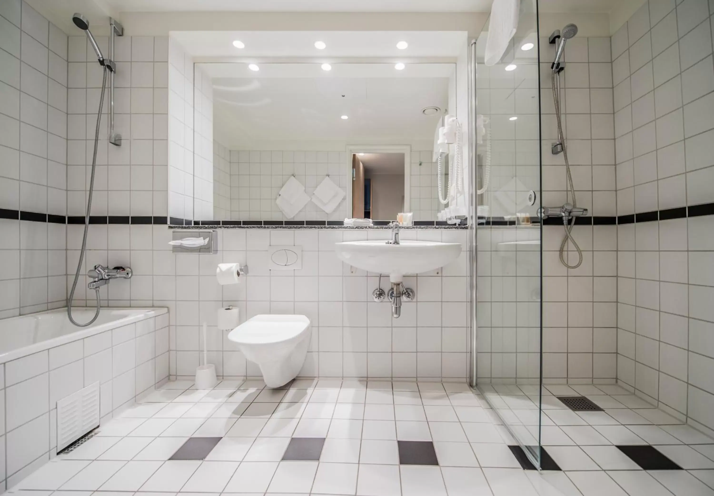 Bathroom in Hotell Bondeheimen