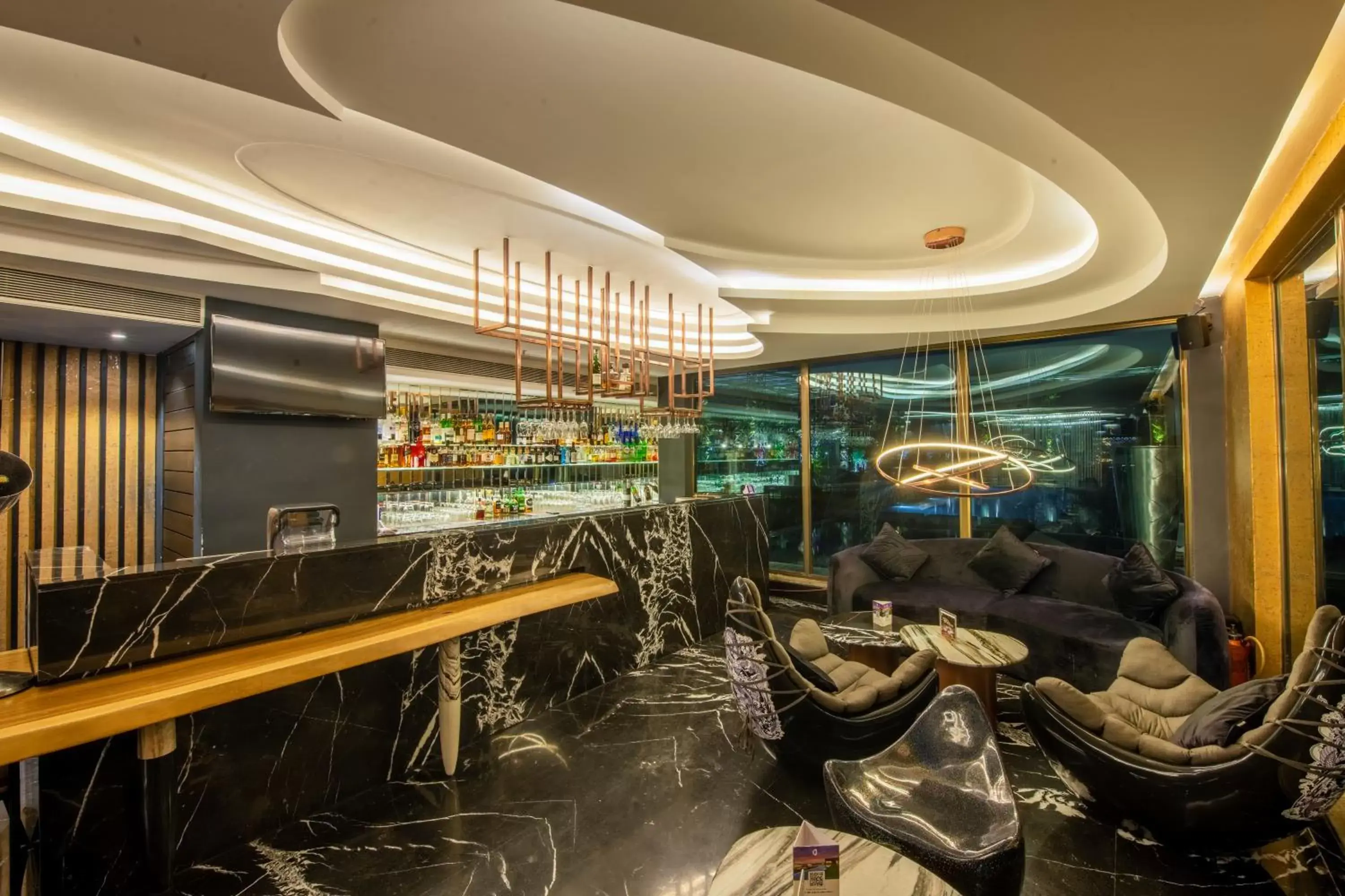 Lounge or bar in O Hotel Pune