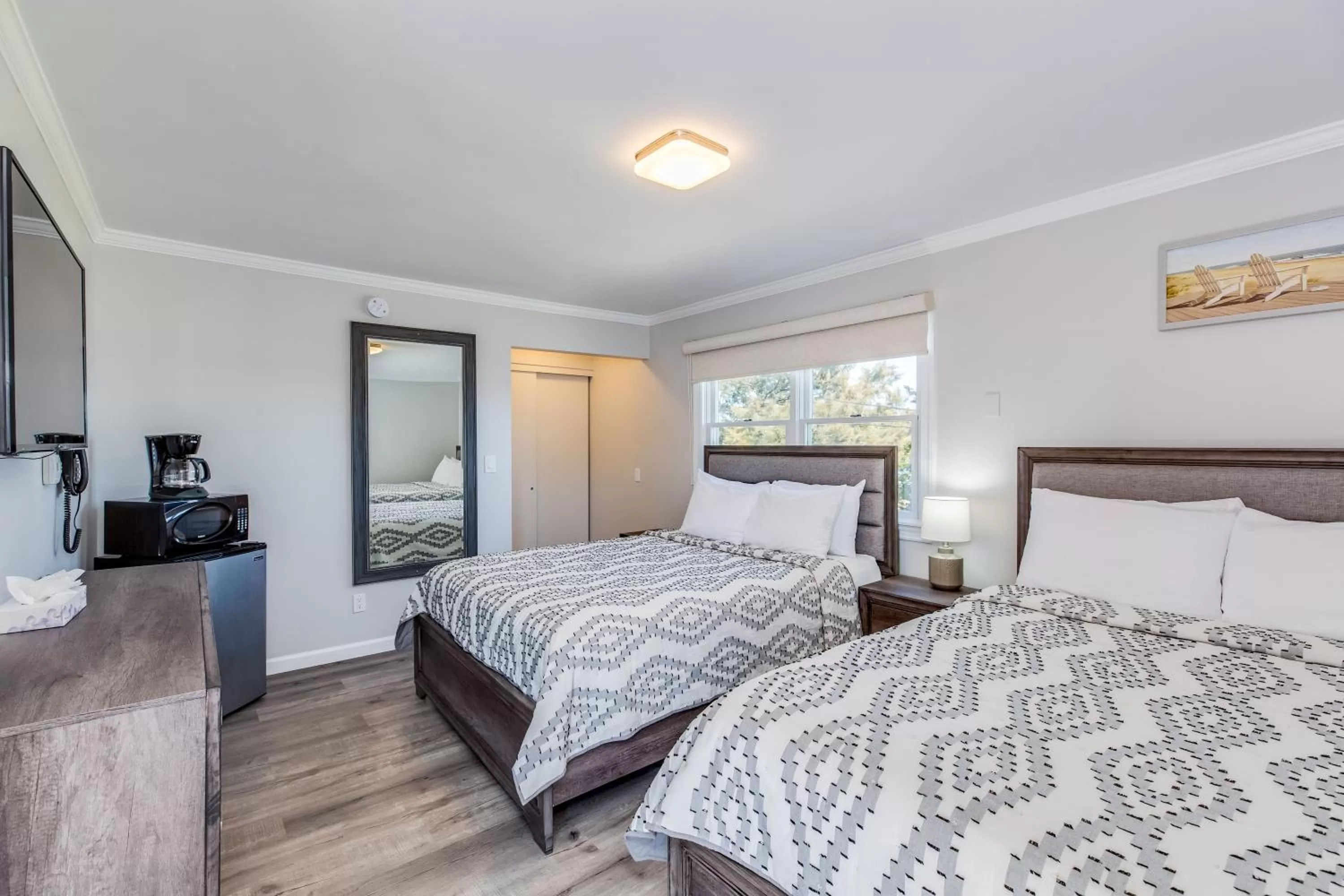 Bed in Colonial Shores Resort