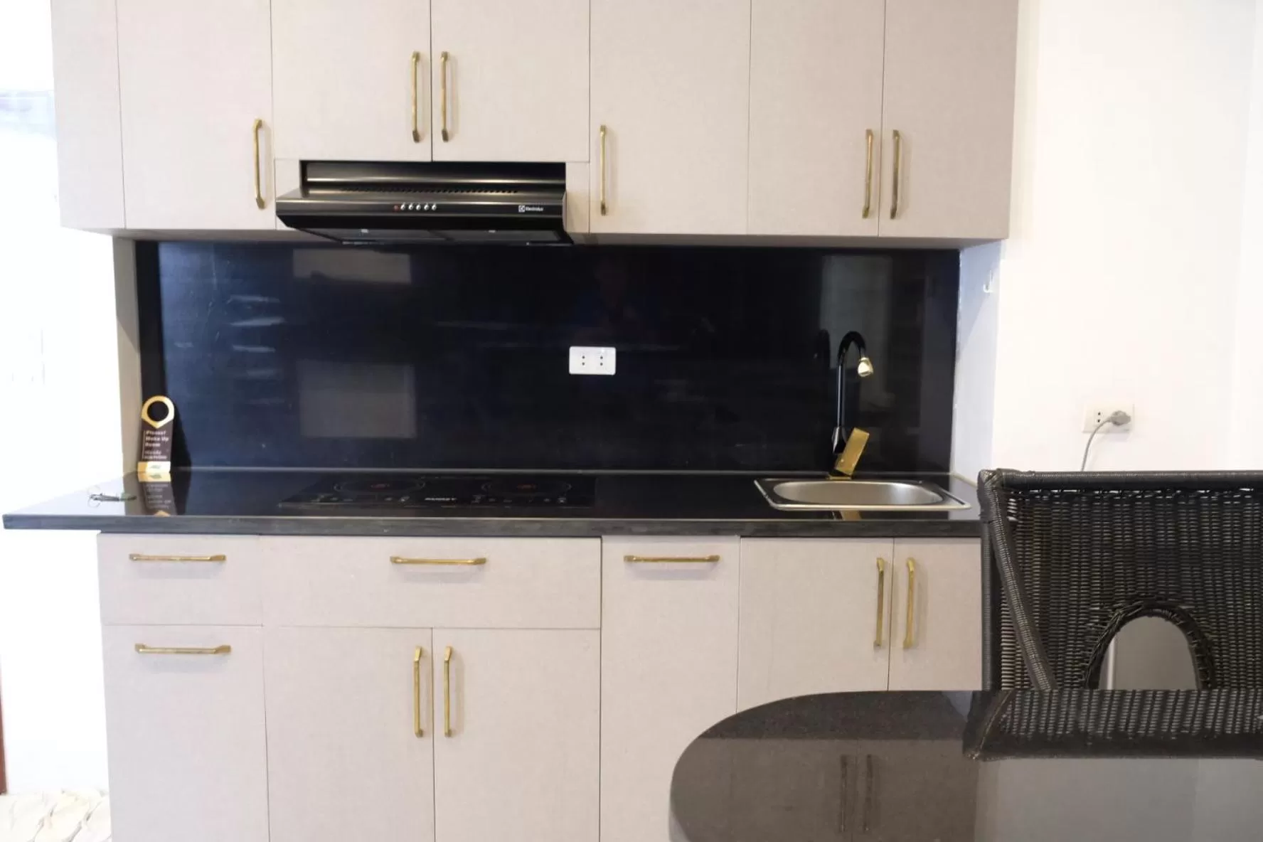 Kitchen or kitchenette in Aisha HOTELS and APARTMENTS