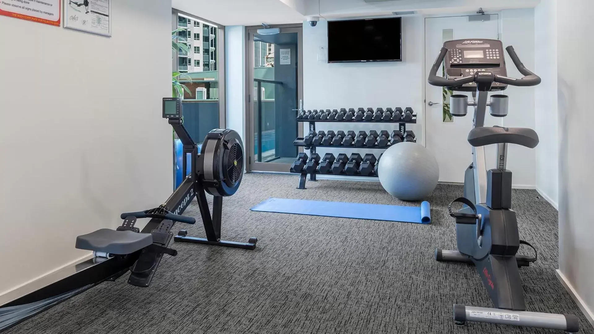 Fitness centre/facilities, Fitness Center/Facilities in Oaks Brisbane on Felix Suites