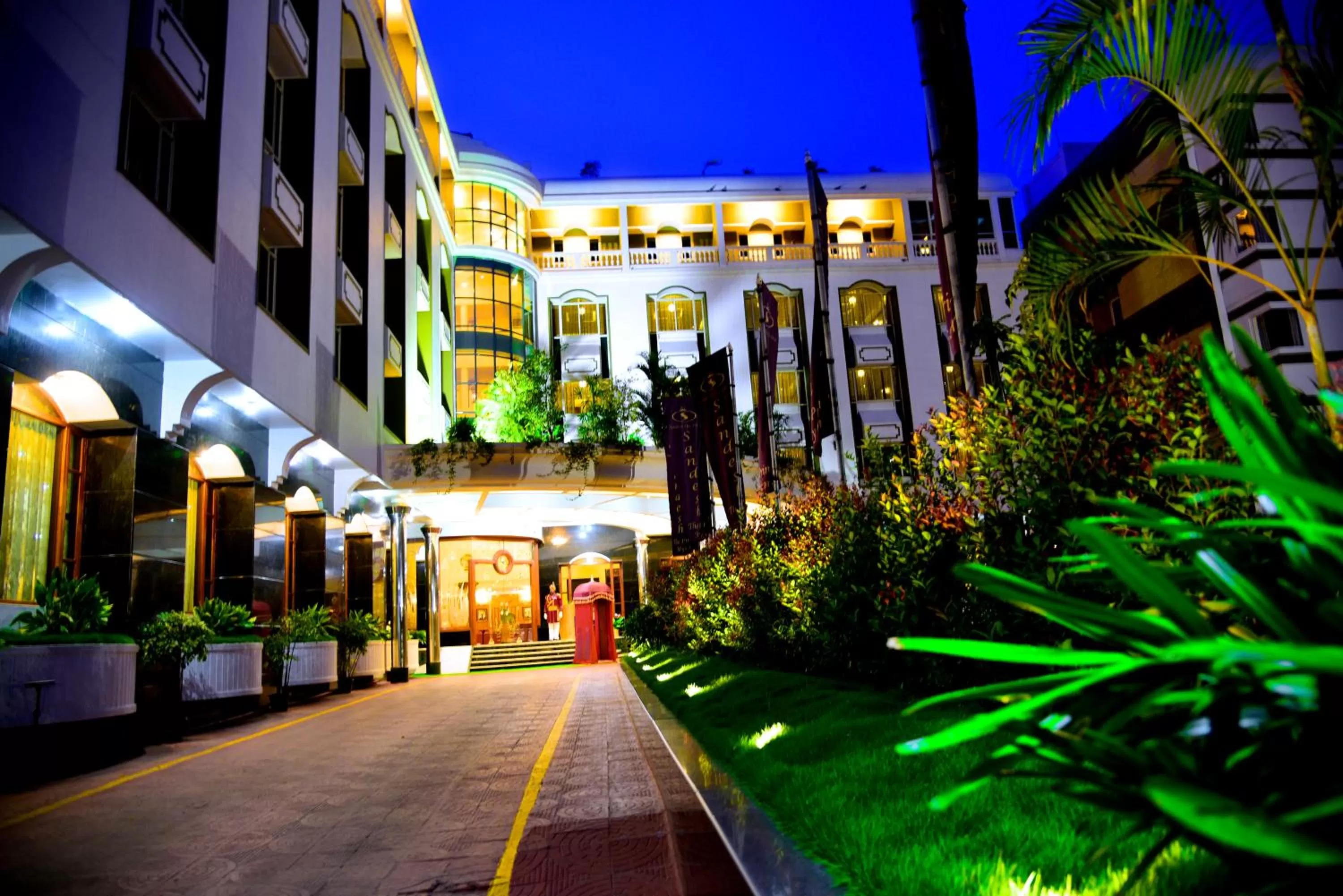 Facade/entrance in Sandesh The Prince