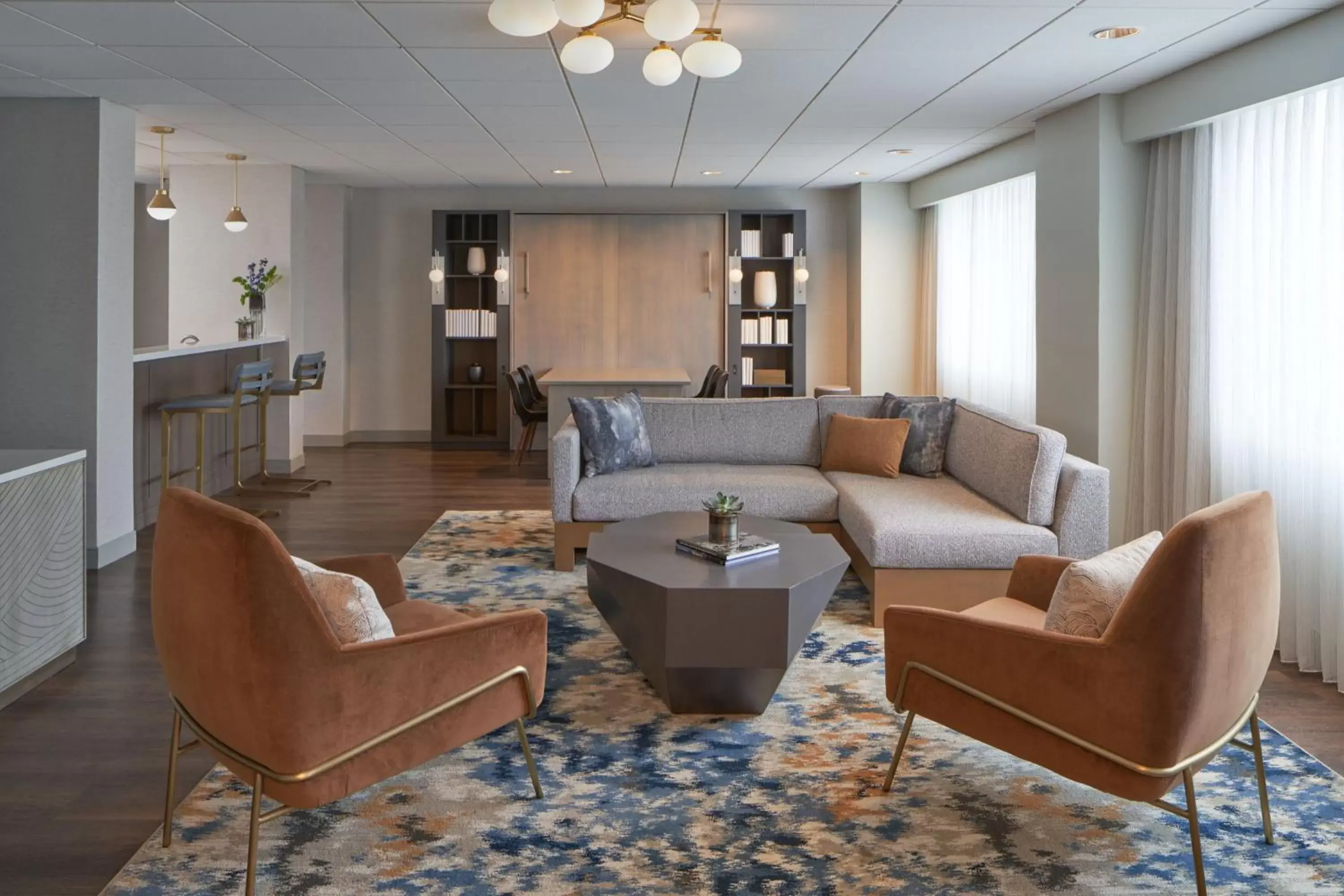 Photo of the whole room, Seating Area in The Westin Indianapolis