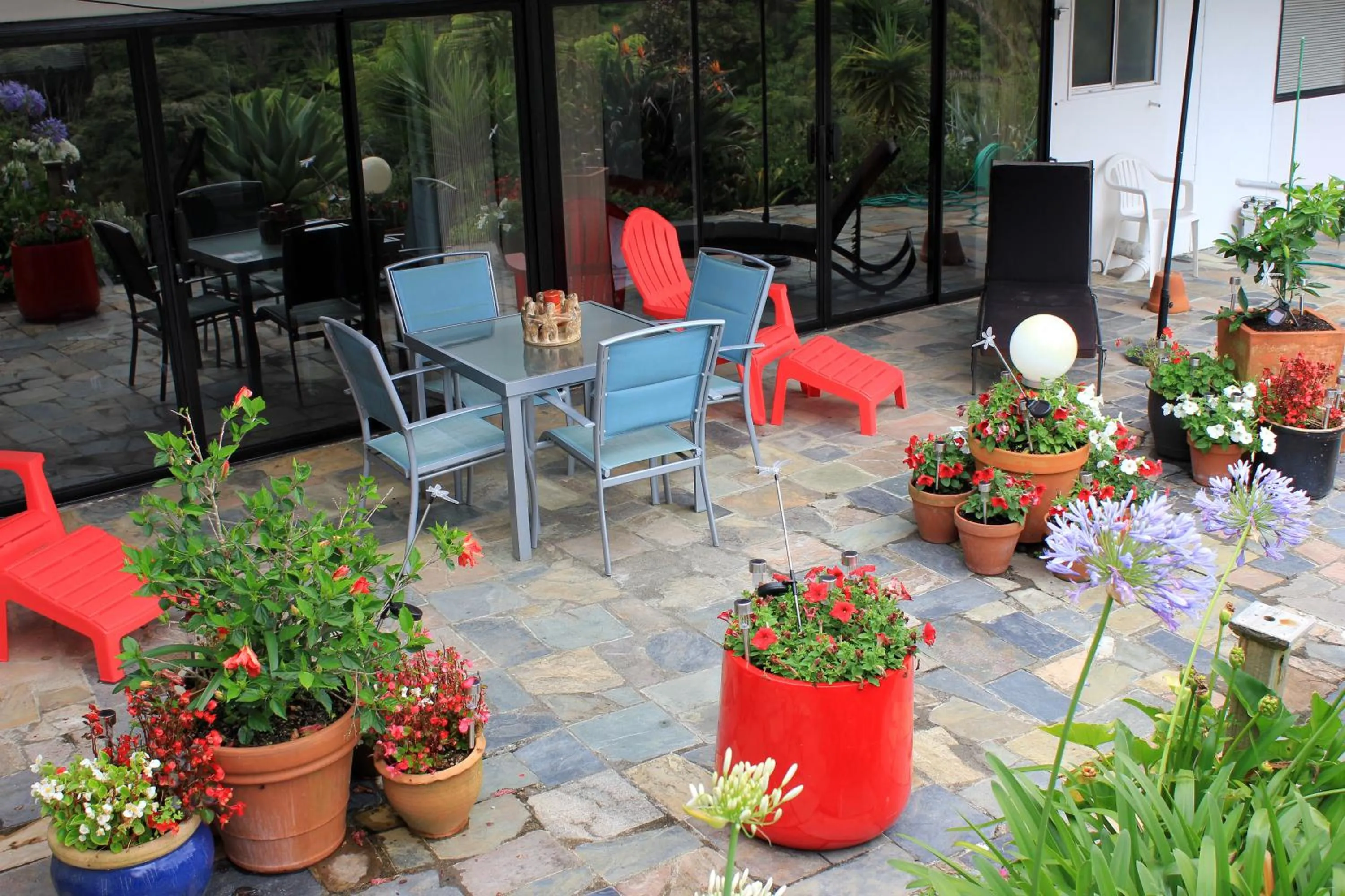 Patio in Maison de Rose