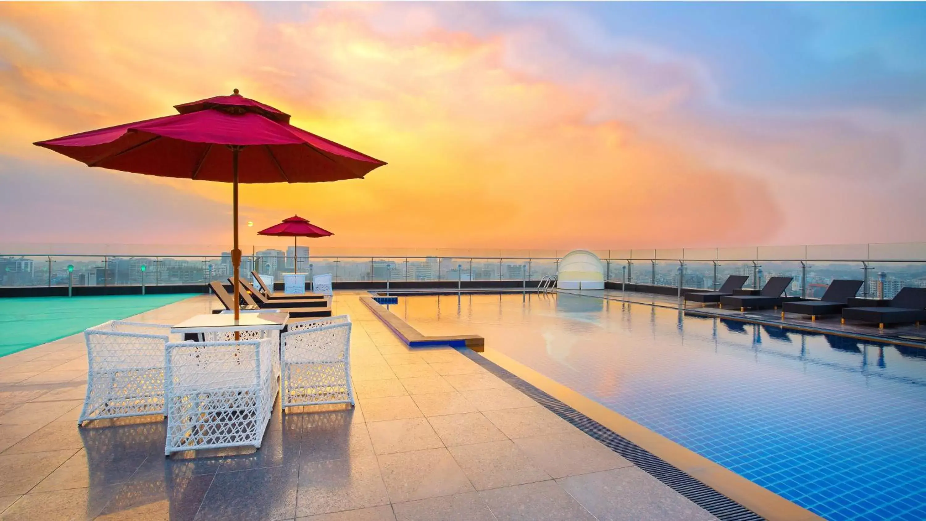 Swimming Pool in Holiday Inn Dhaka City Centre, an IHG Hotel