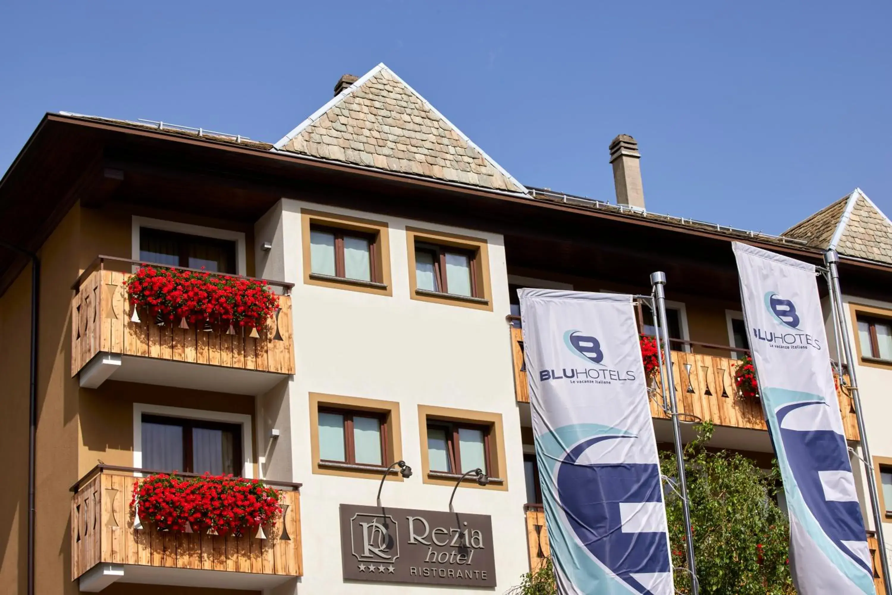 Property Building in Rezia Hotel Bormio