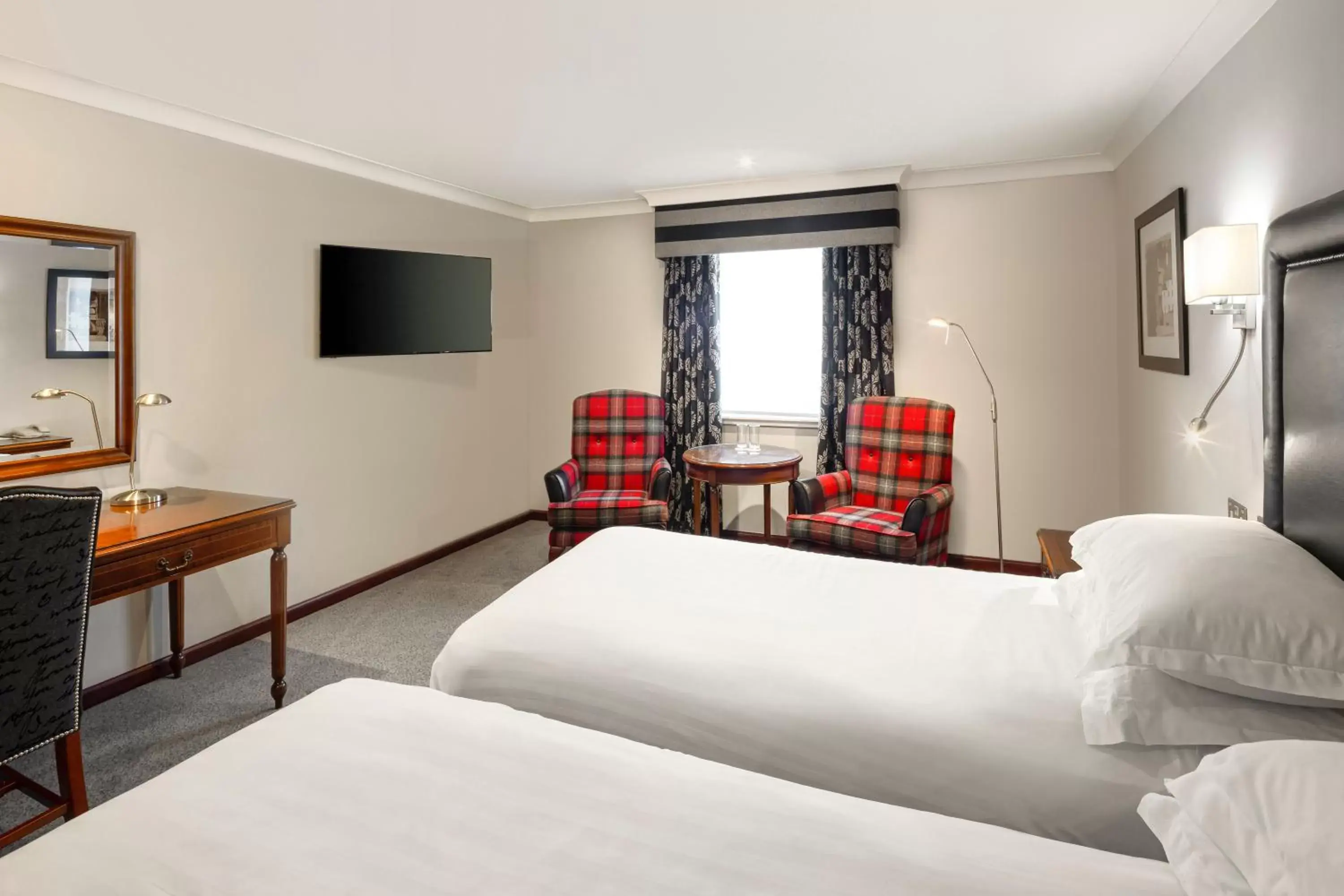 Bed in Edinburgh Holyrood Hotel