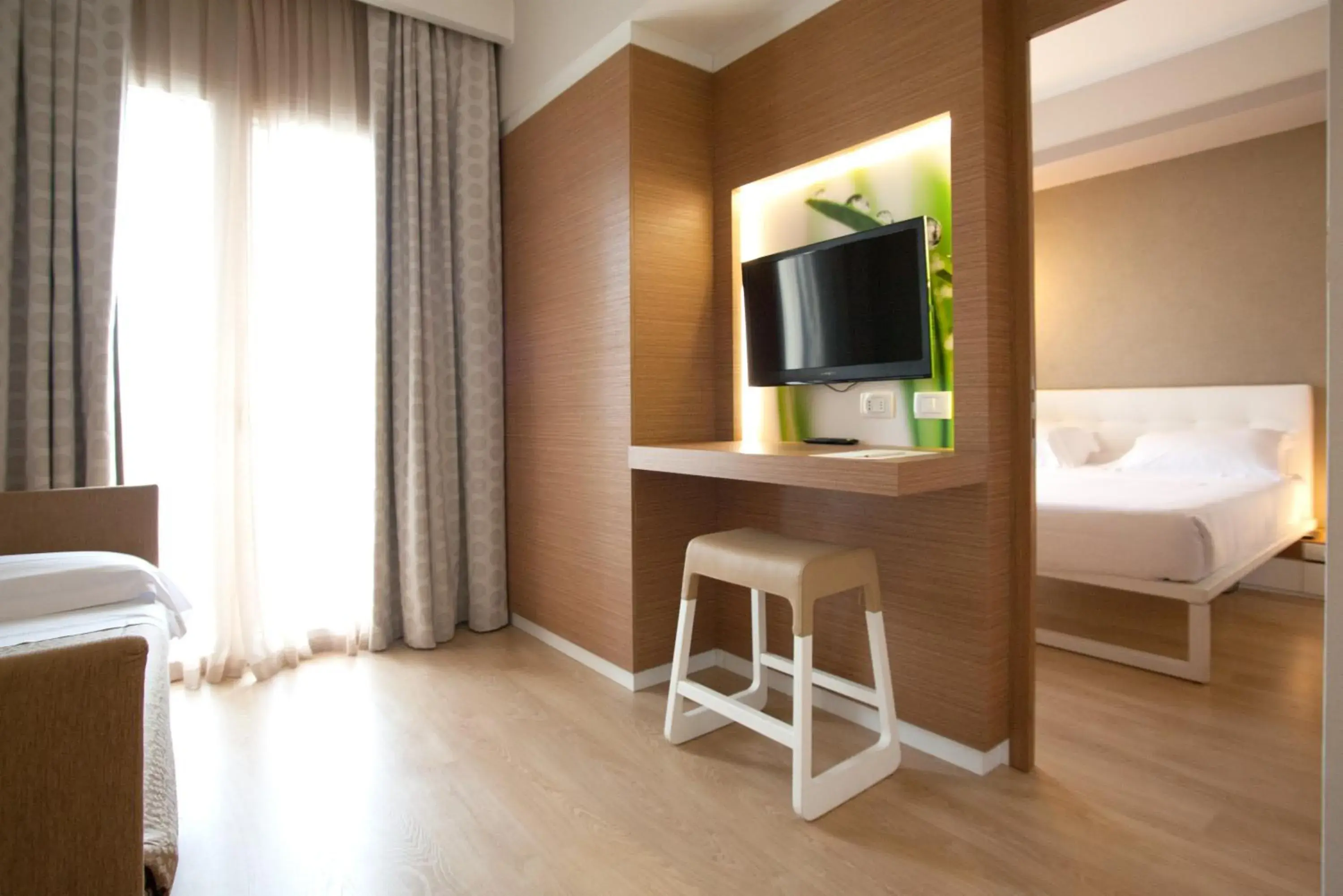 Photo of the whole room, Bed in Oxygen Lifestyle Hotel/Helvetia Parco