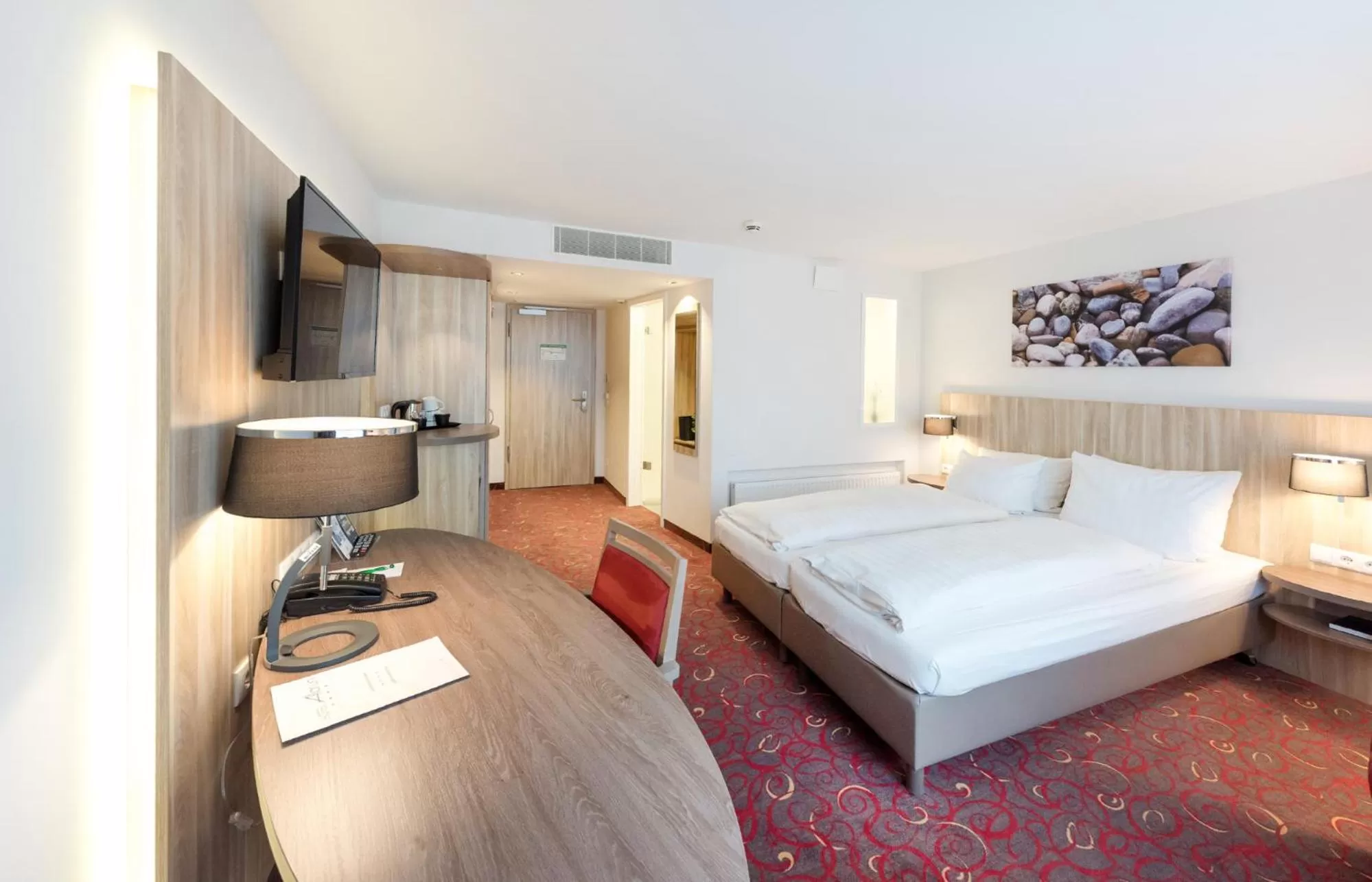 Photo of the whole room, Bed in Hotel Alarun