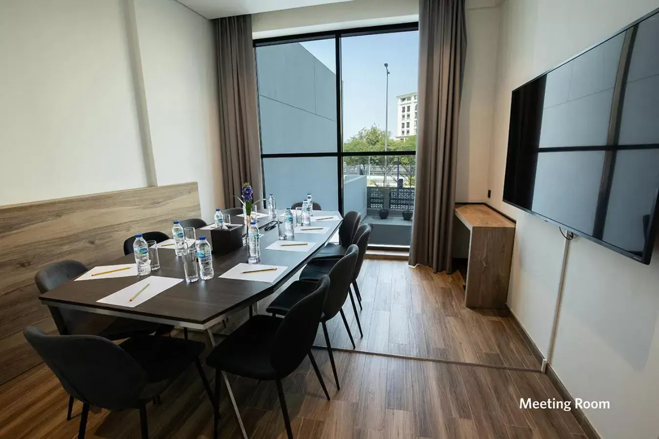 Meeting/conference room in Grand Kingsgate Waterfront Hotel by Millennium