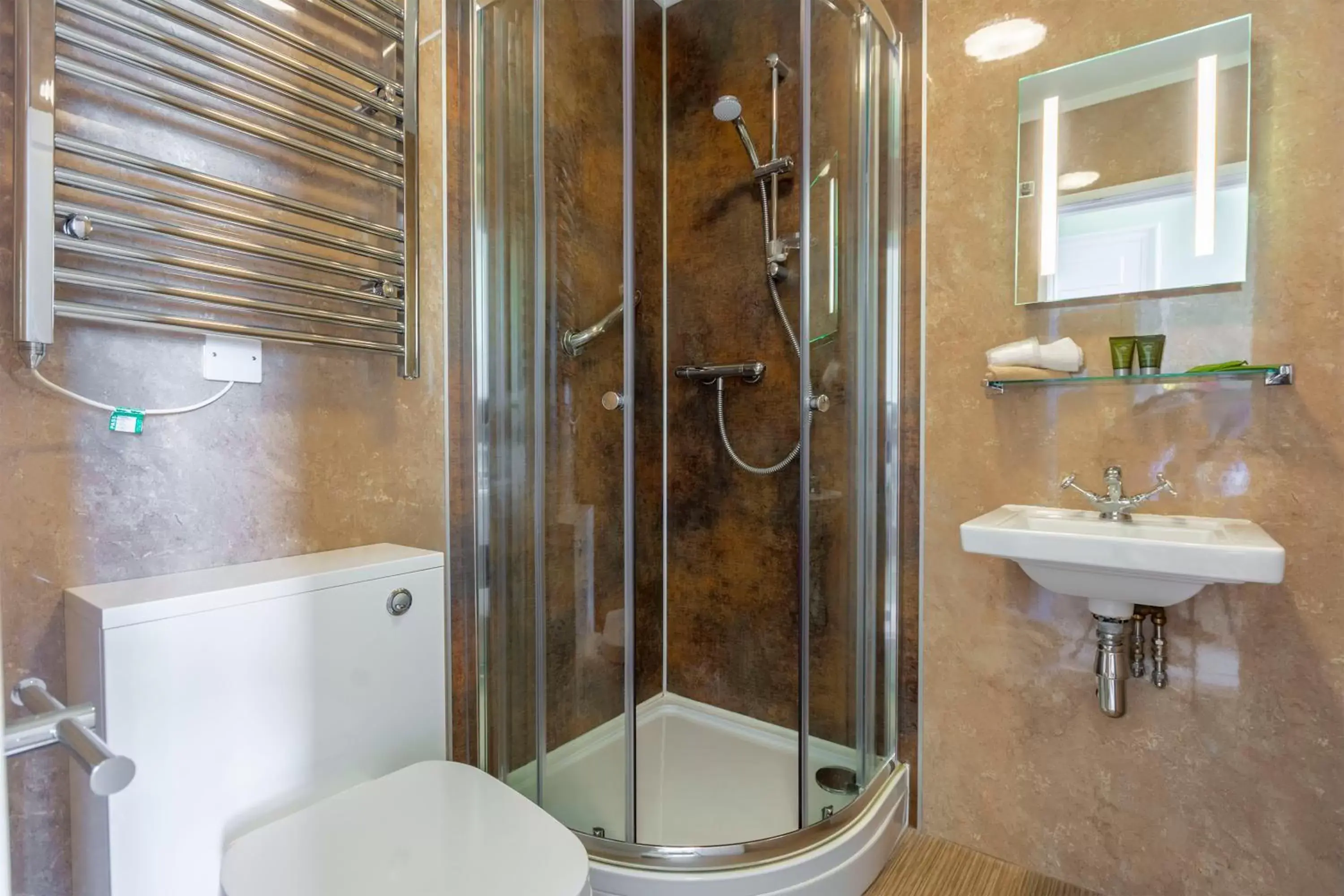 Shower, Bathroom in Weston Hotel