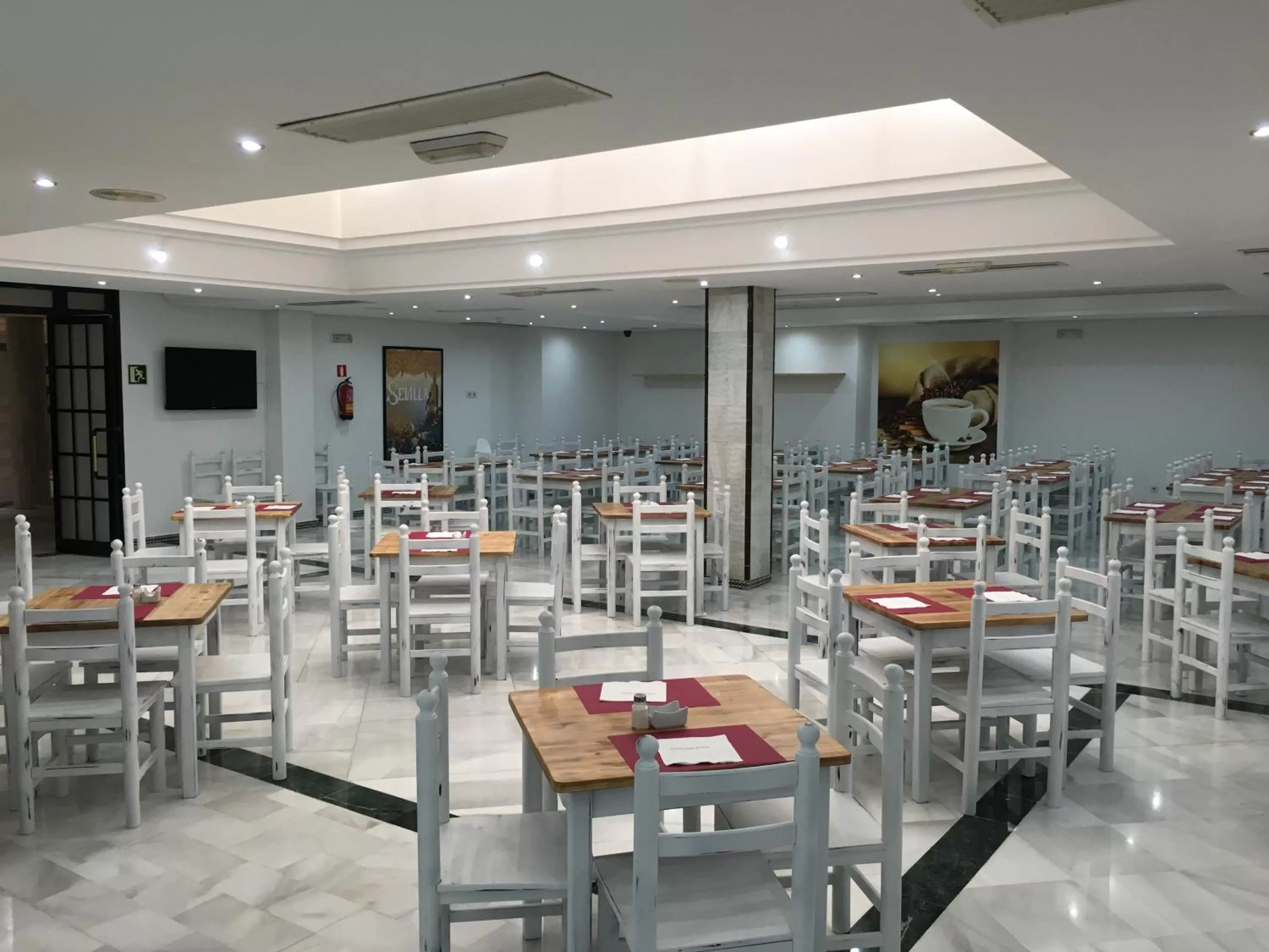 Buffet breakfast in Hotel San Pablo Sevilla