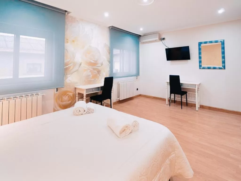 Bed in Hotel Los Toreros