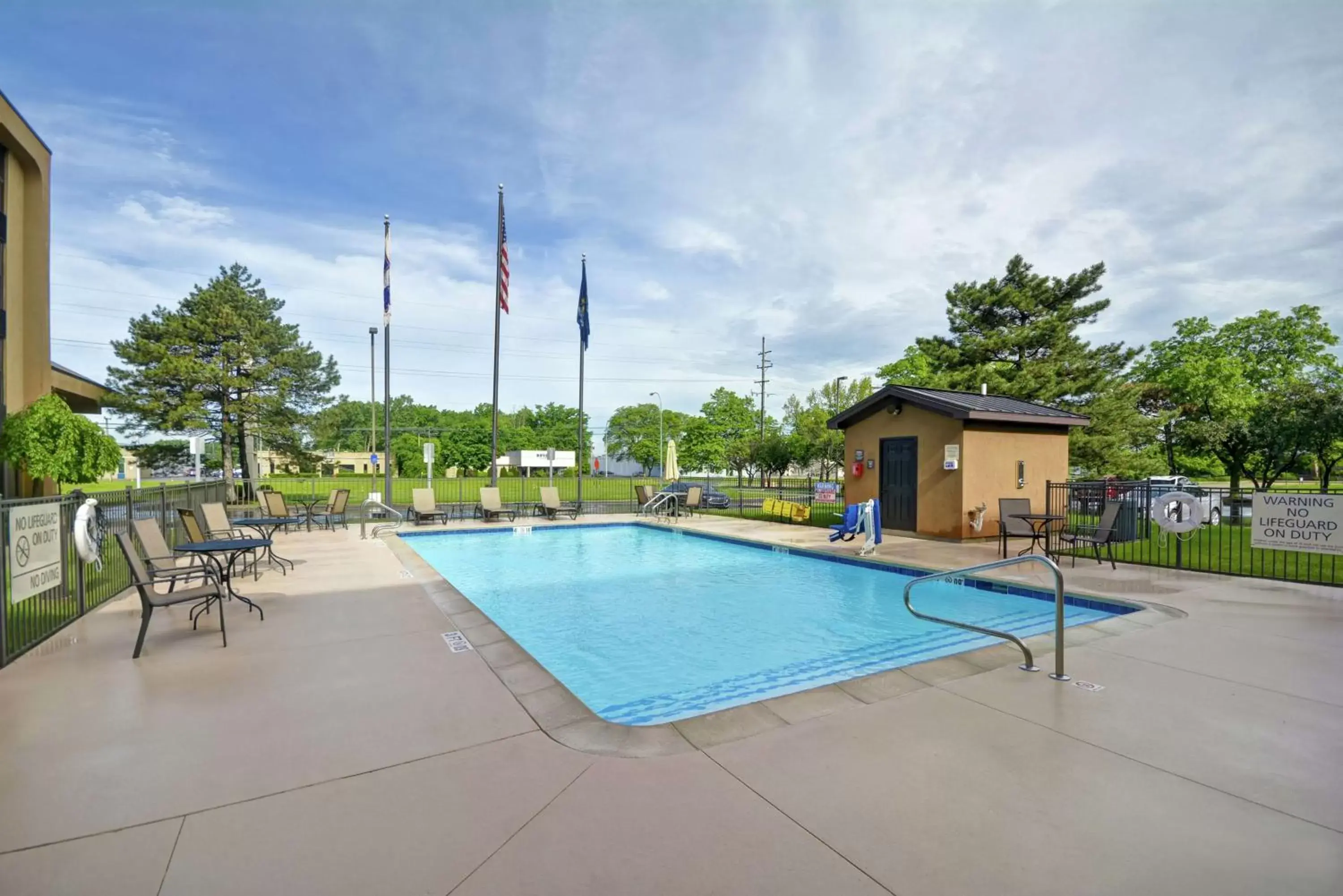 Pool view, Swimming Pool in Hampton Inn Detroit Madison Heights South Troy