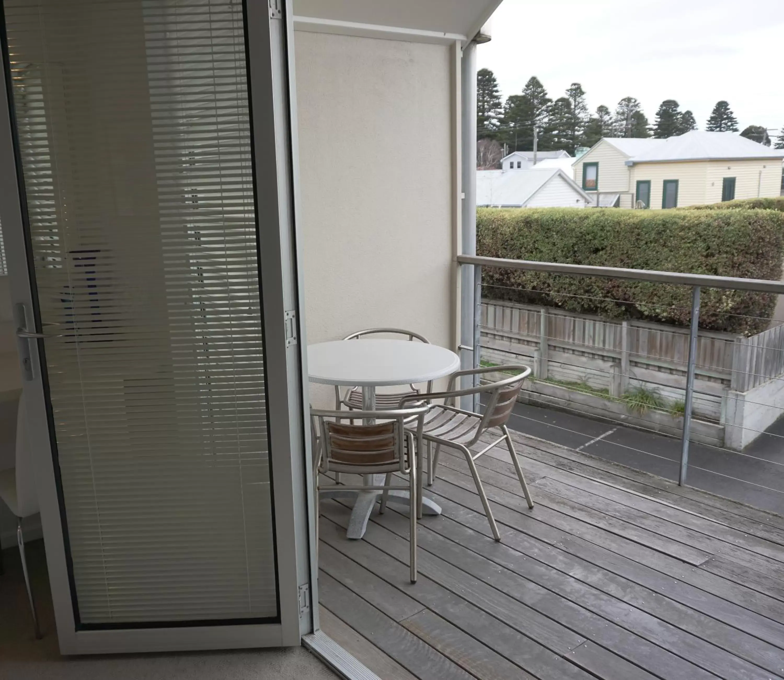 Balcony/Terrace in Ashmont Motel and Apartments