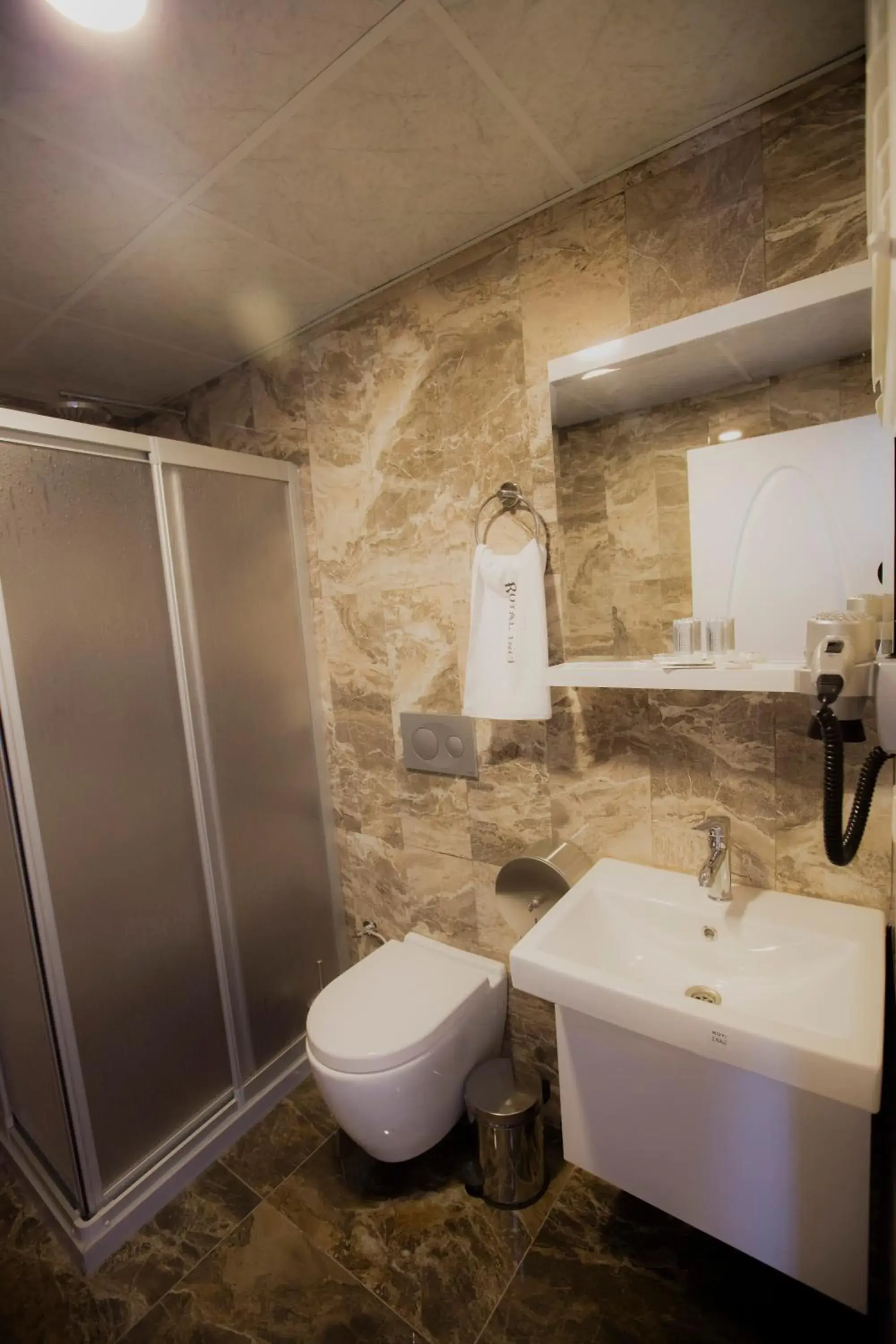Bathroom in Royal İnci Spa Hotel