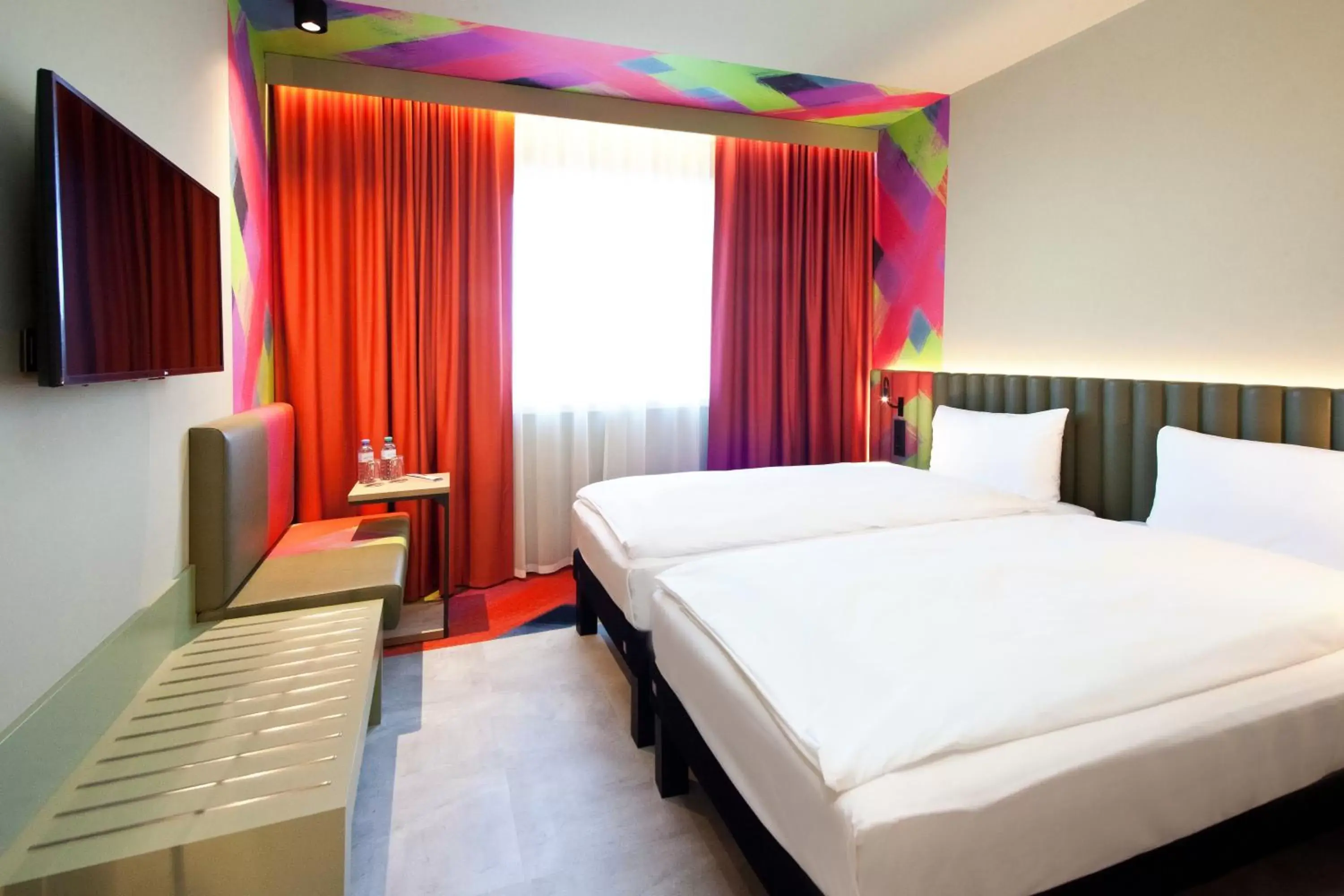 Bedroom, Bed in ibis Styles Parndorf Neusiedler See