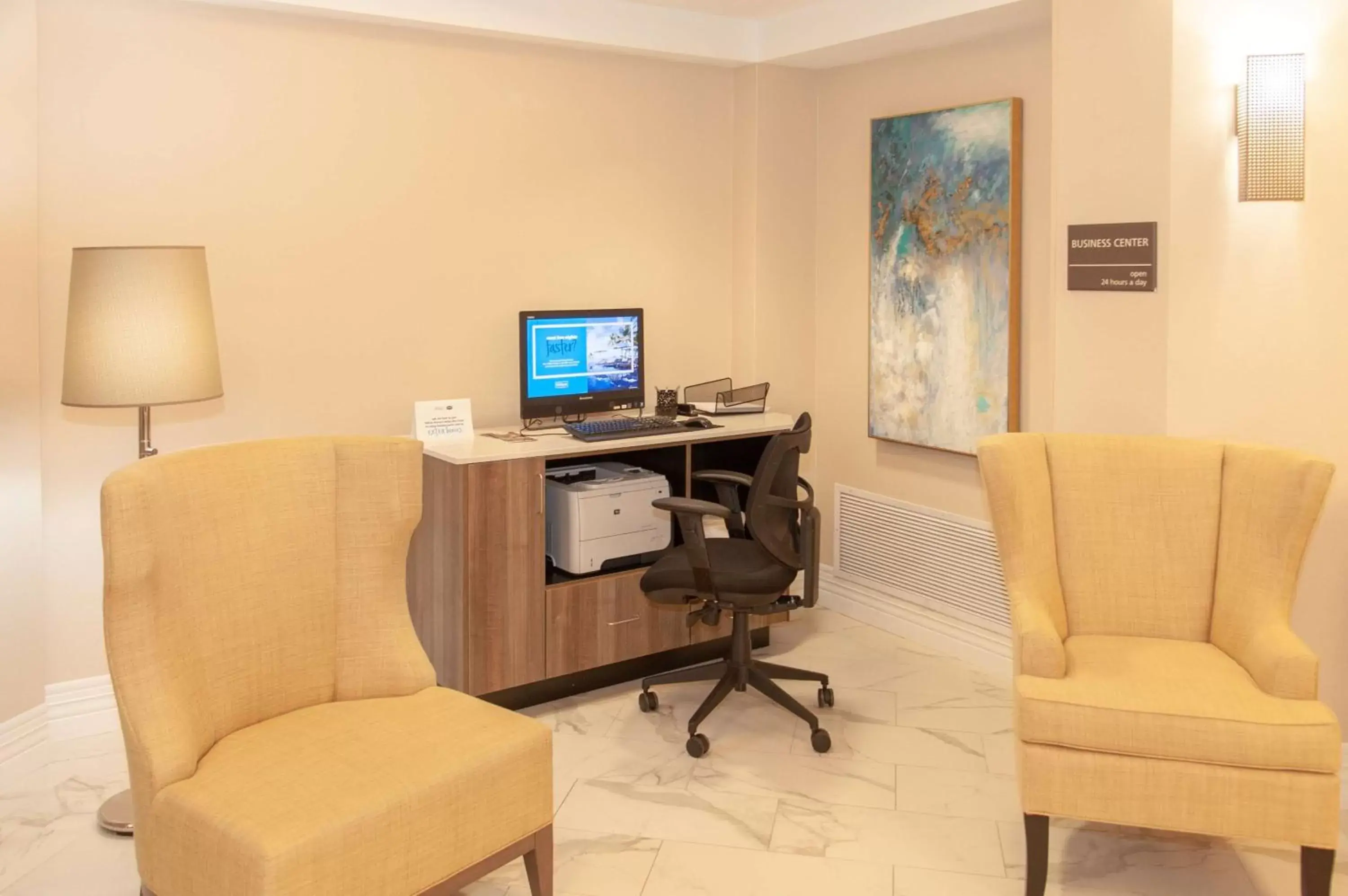 Business facilities in Hampton Inn & Suites Jackson Coliseum