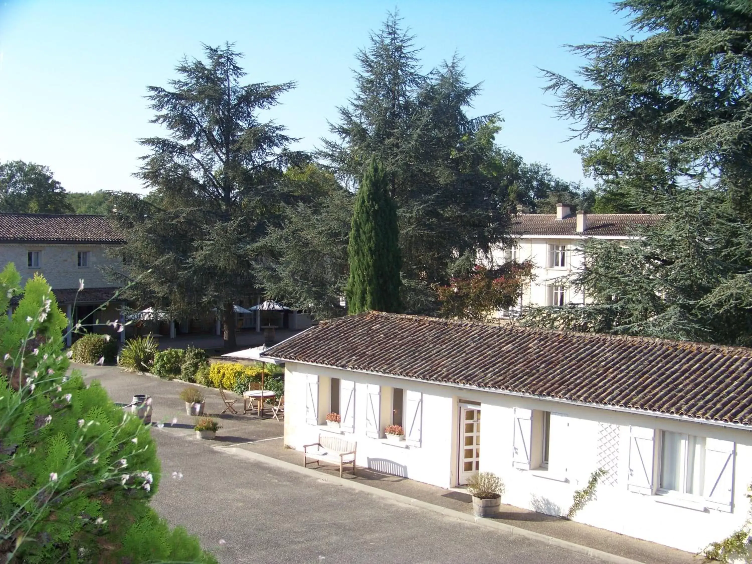View (from property/room), Property Building in Les Secrets Château Pey La Tour - Groupe LOGIS HOTELS