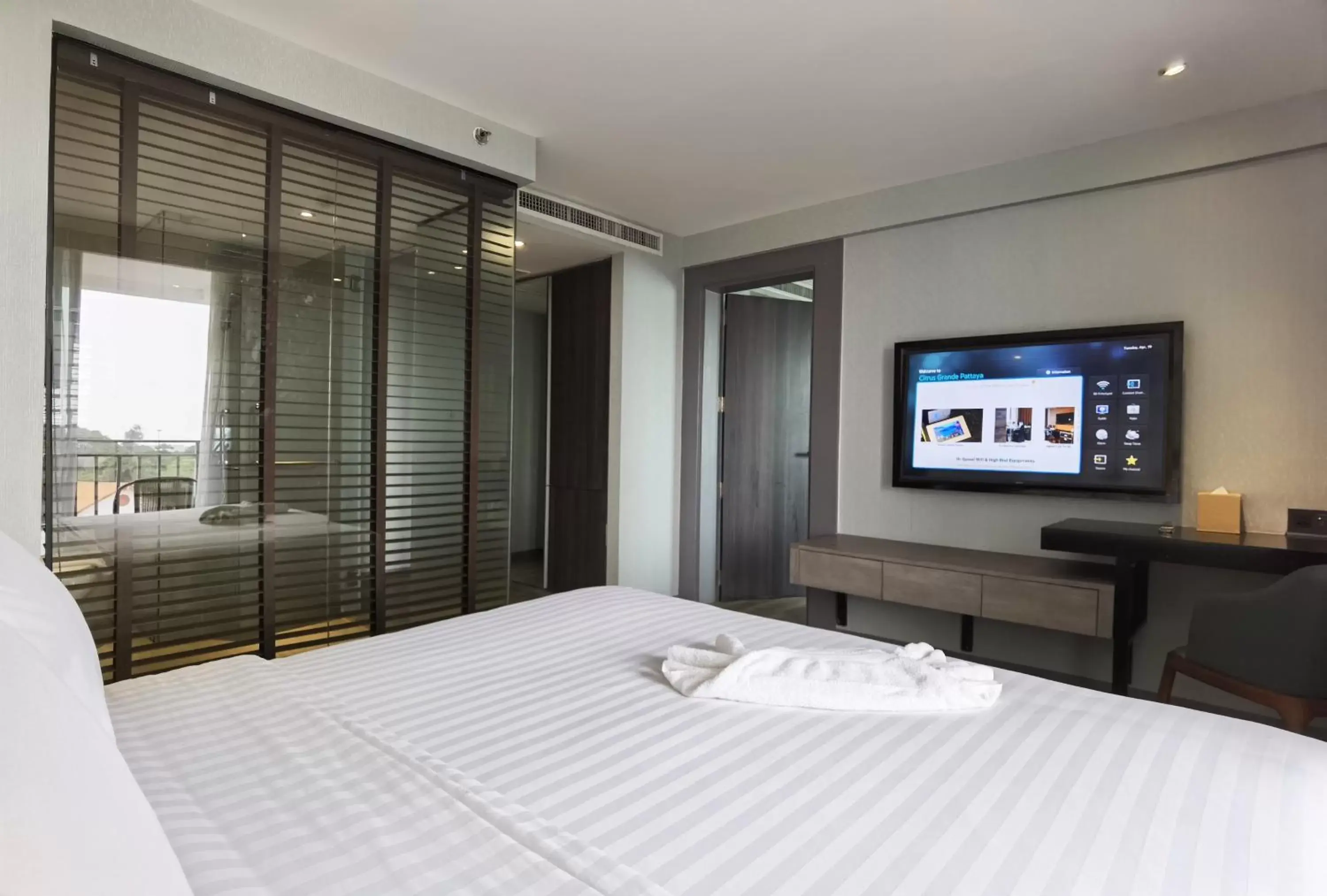 Bed in Citrus Grande Hotel Pattaya by Compass Hospitality