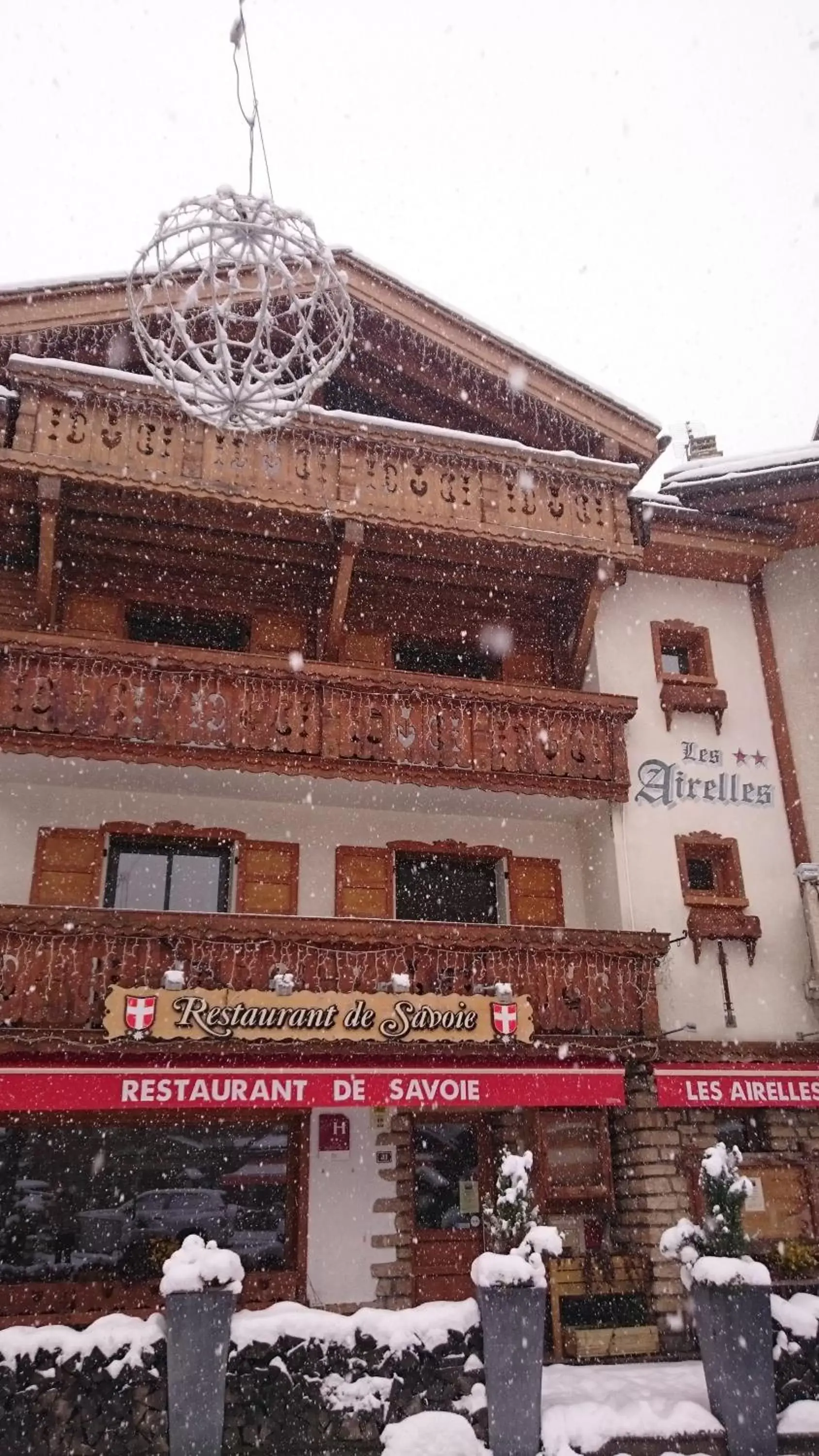 Facade/entrance, Winter in Les Airelles