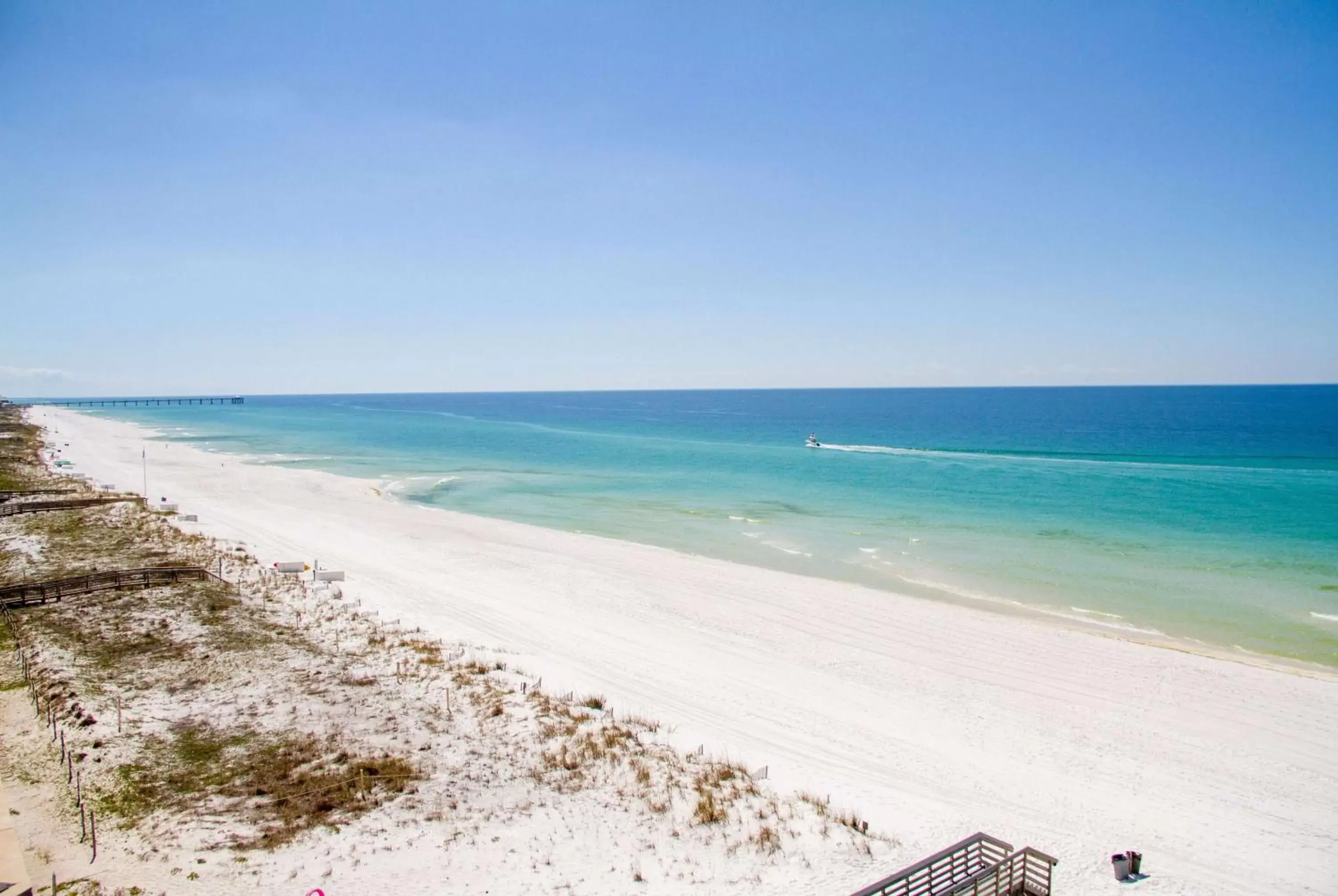 Beach in Wyndham Garden Fort Walton Beach Destin