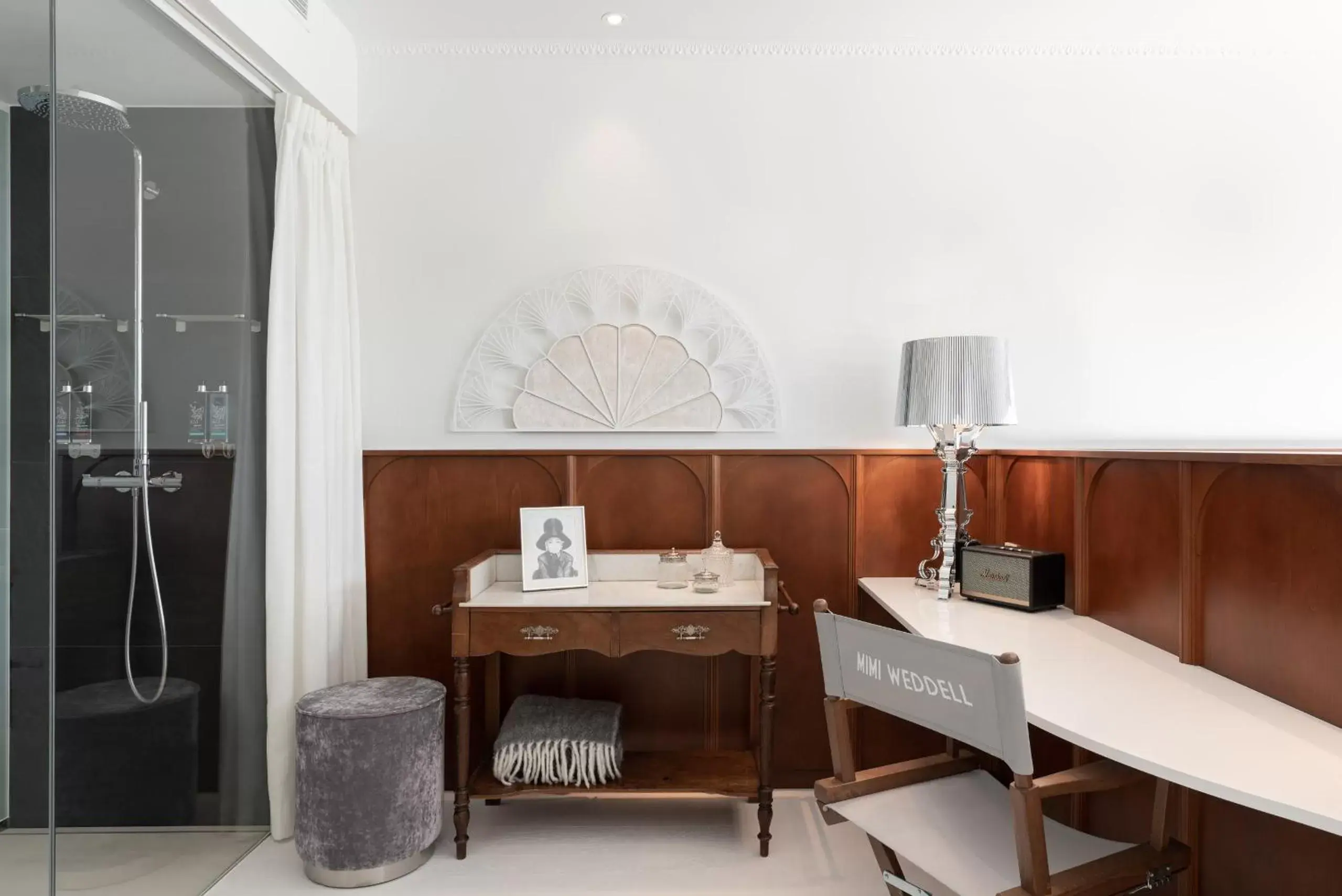 Seating area, Bathroom in Ruby Mimi Hotel Zurich