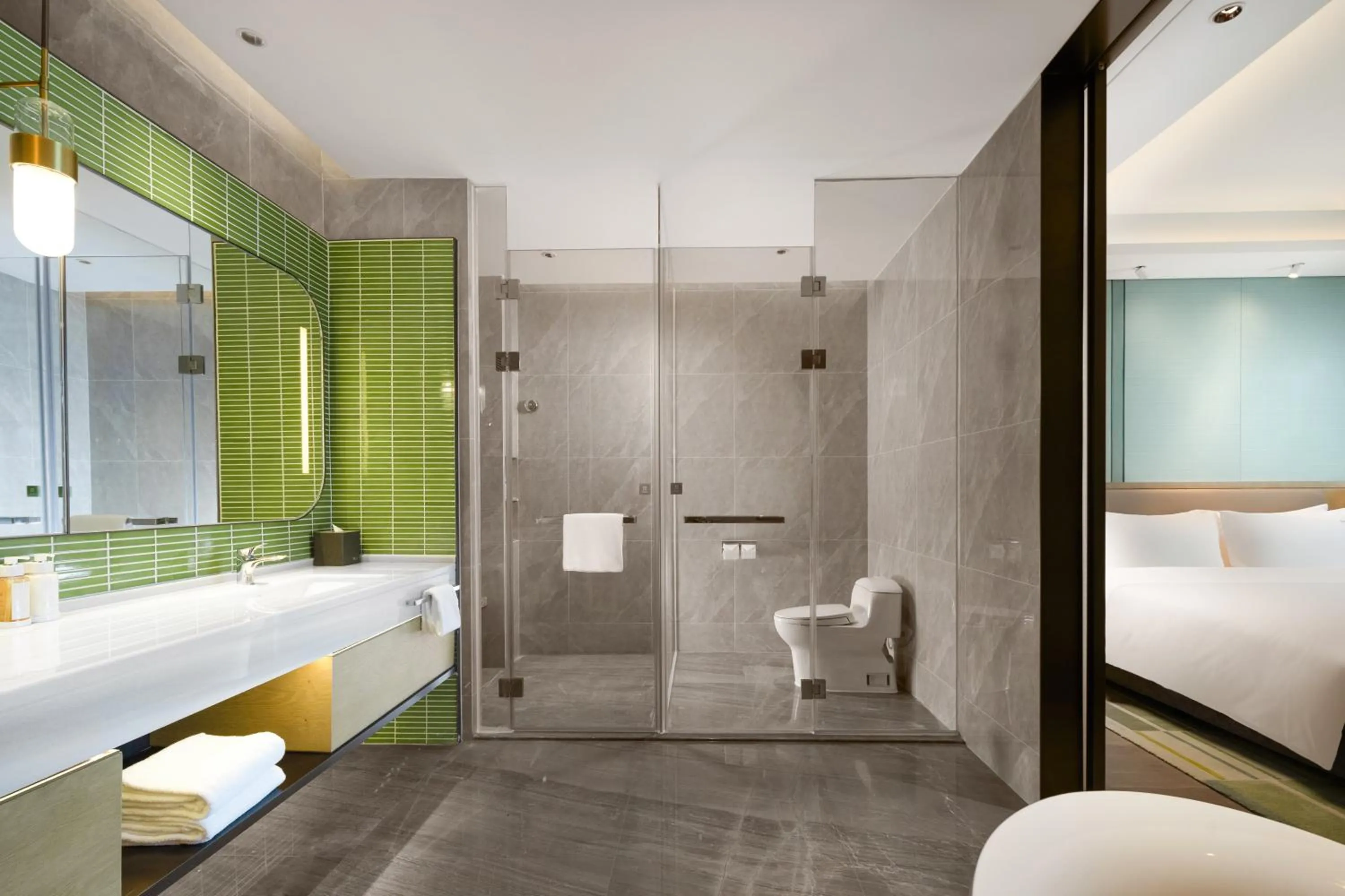 Bathroom, Bed in Holiday Inn Foshan Nanhai Central by IHG