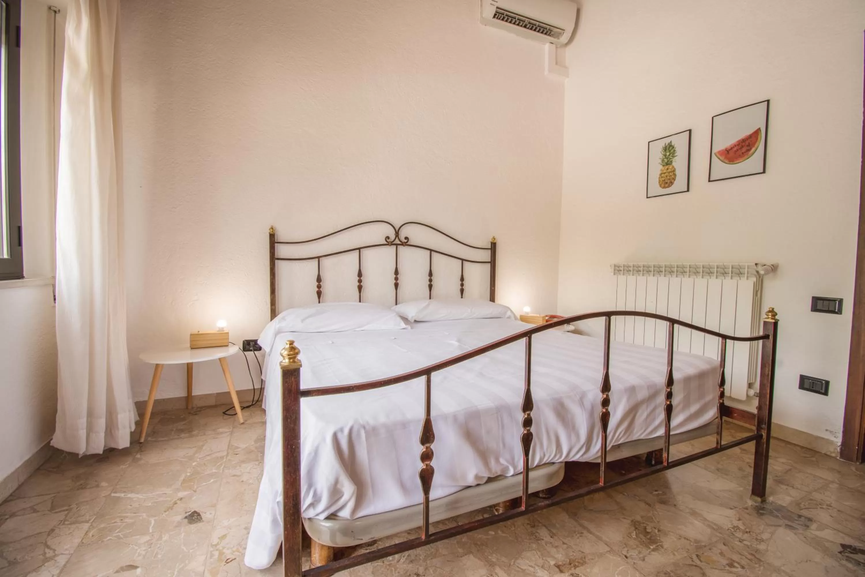 Bedroom, Bed in Hotel Cantalodole