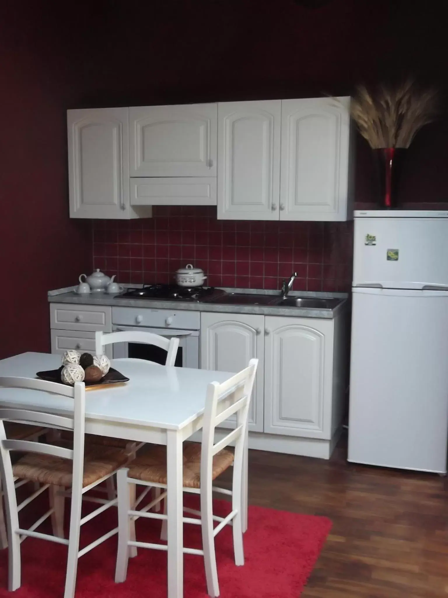 Kitchen/Kitchenette in B&B IL Giardino del Borgo