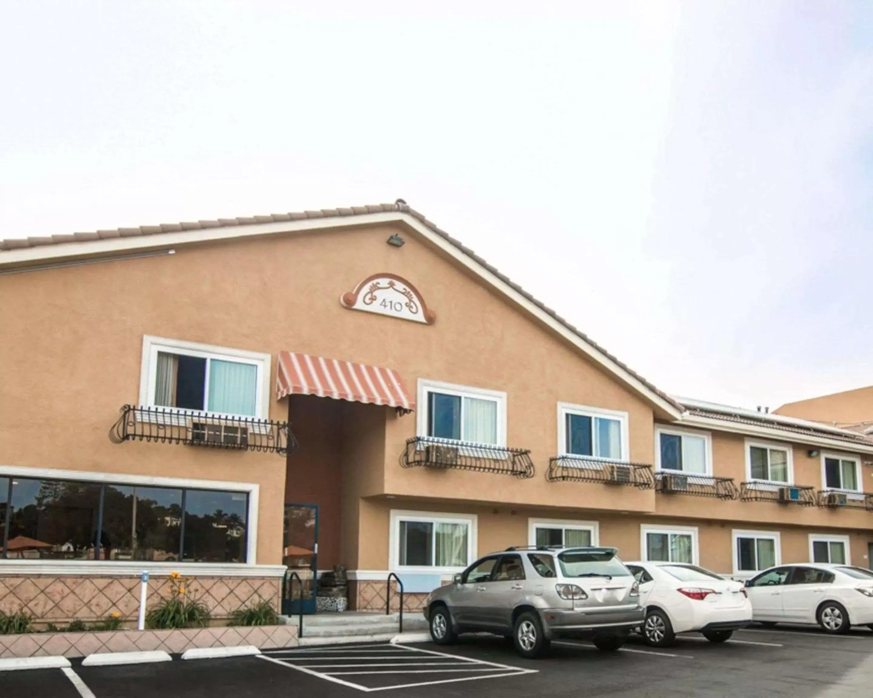 Property Building in Brisa Pacifica Hotel Encinitas