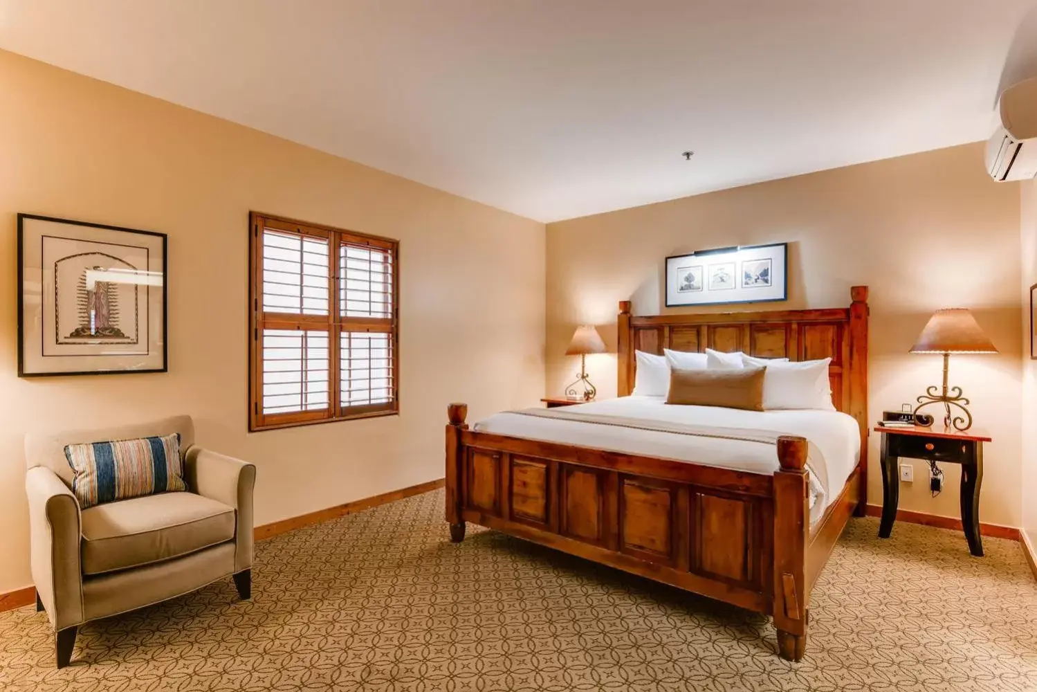 Photo of the whole room, Bed in Old Santa Fe Inn