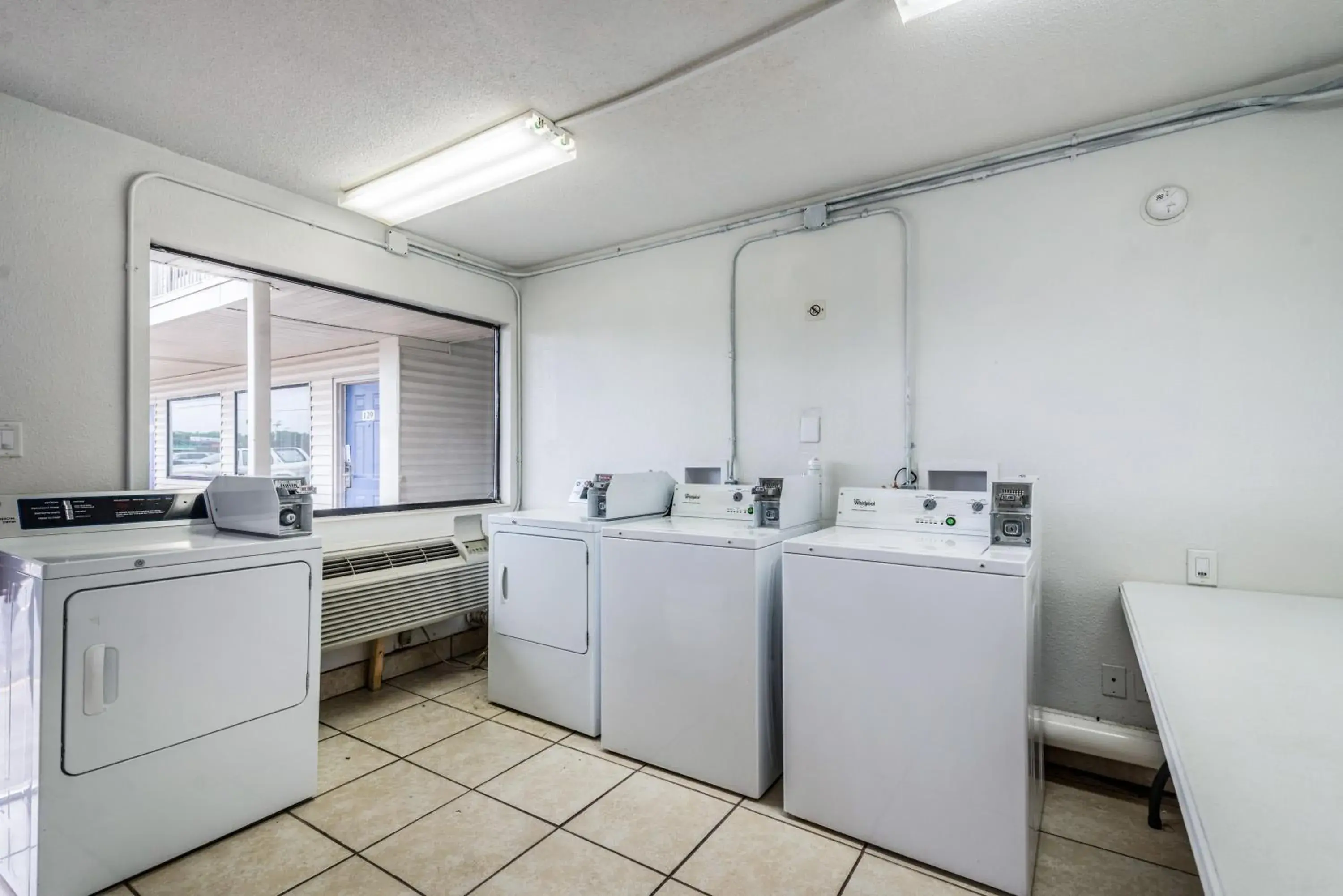 Other, Kitchen/Kitchenette in Motel 6-Anniston, AL