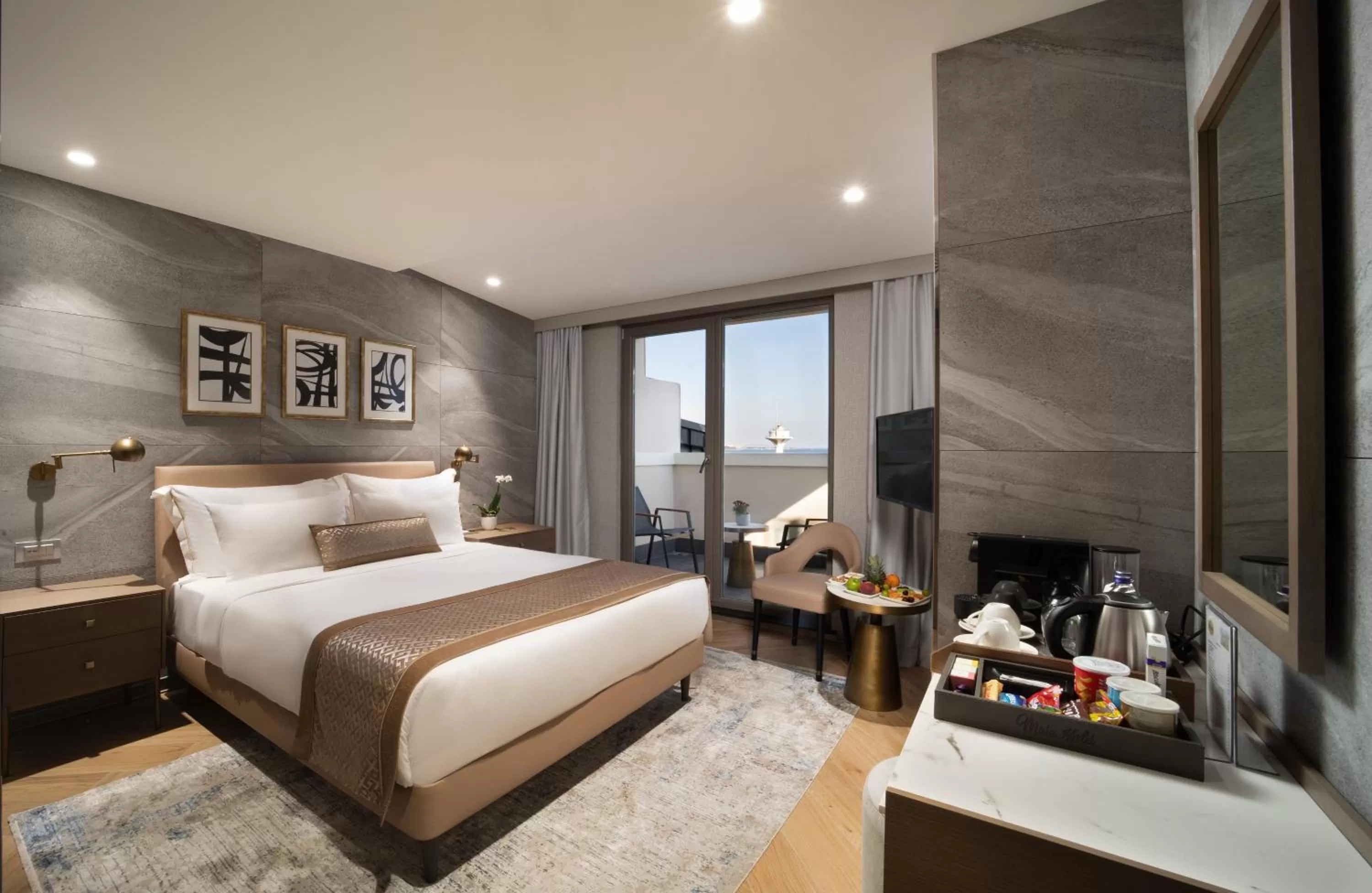 TV and multimedia, Bed in Mula Hotel