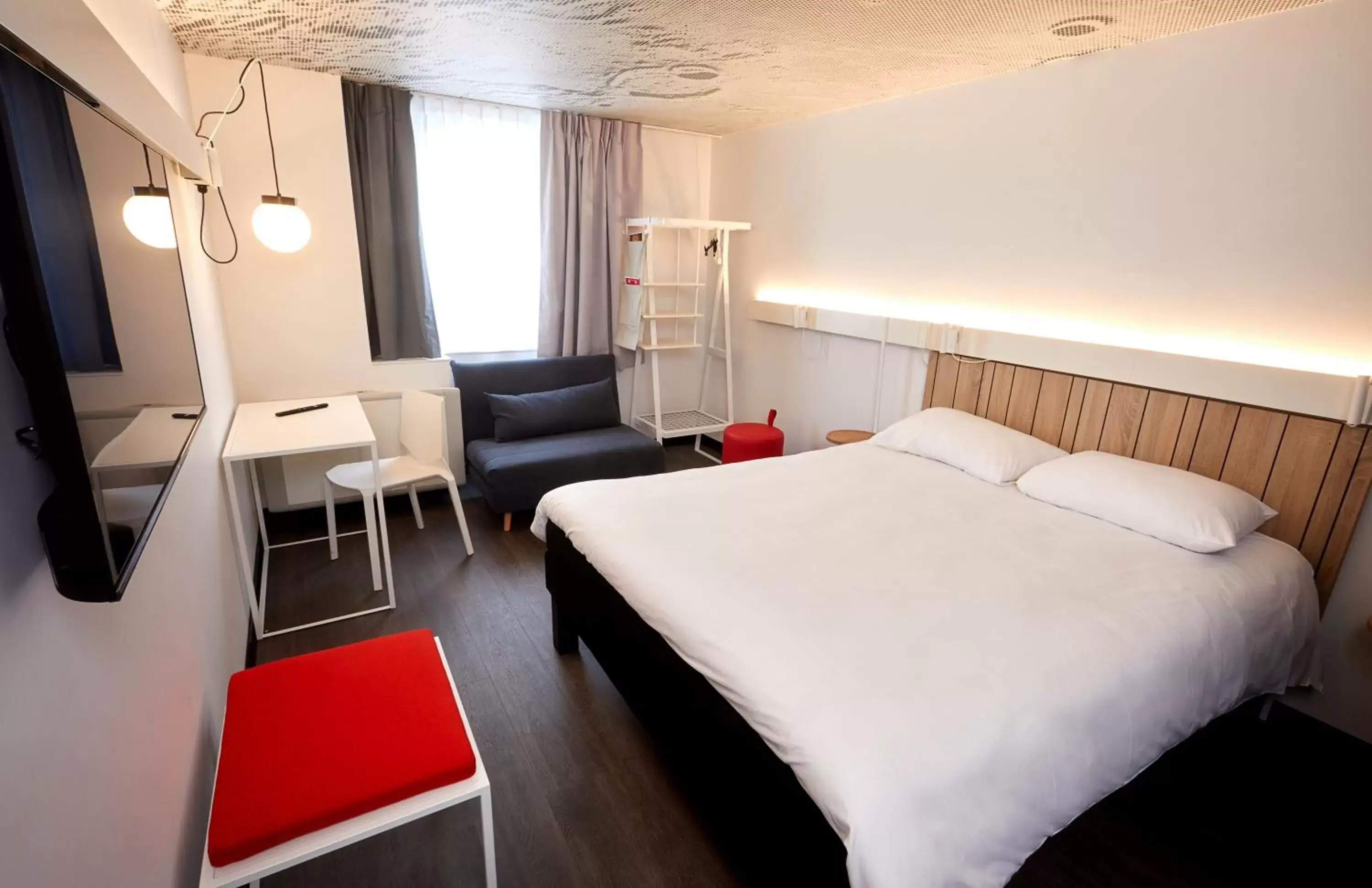 Bed in ibis Auxerre Centre