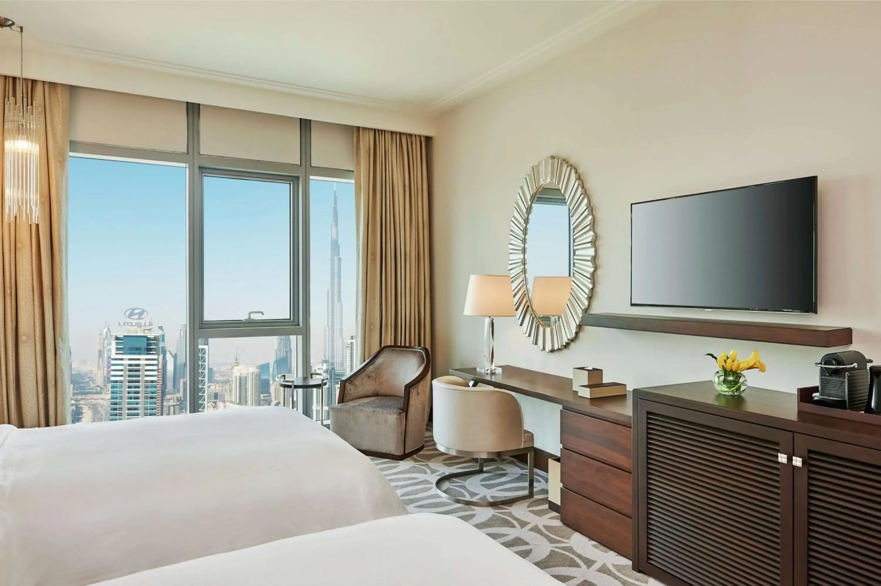 View (from property/room), TV/Entertainment Center in Hilton Dubai Al Habtoor City