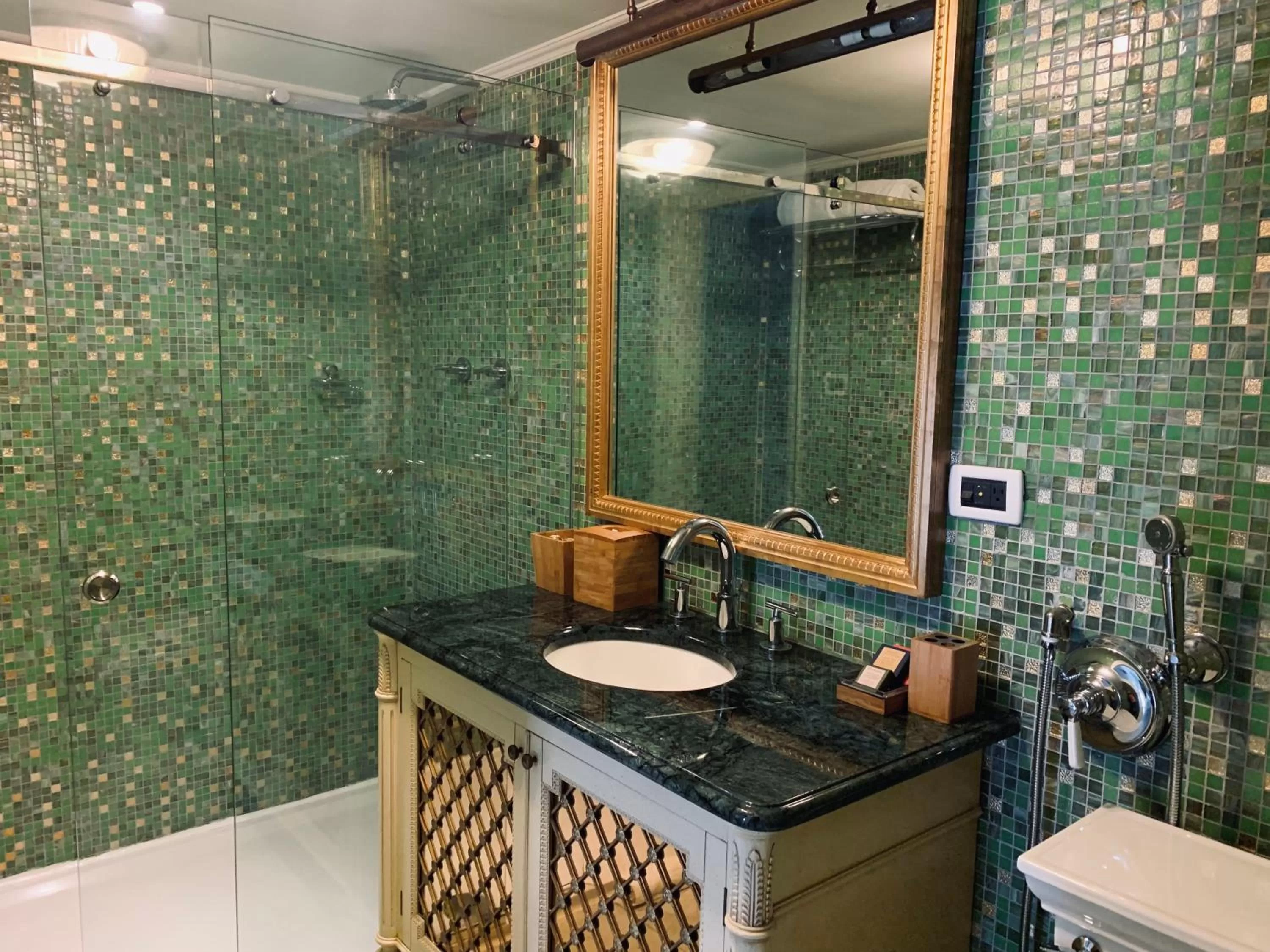 Bathroom in Villa Palma Boutique Hotel