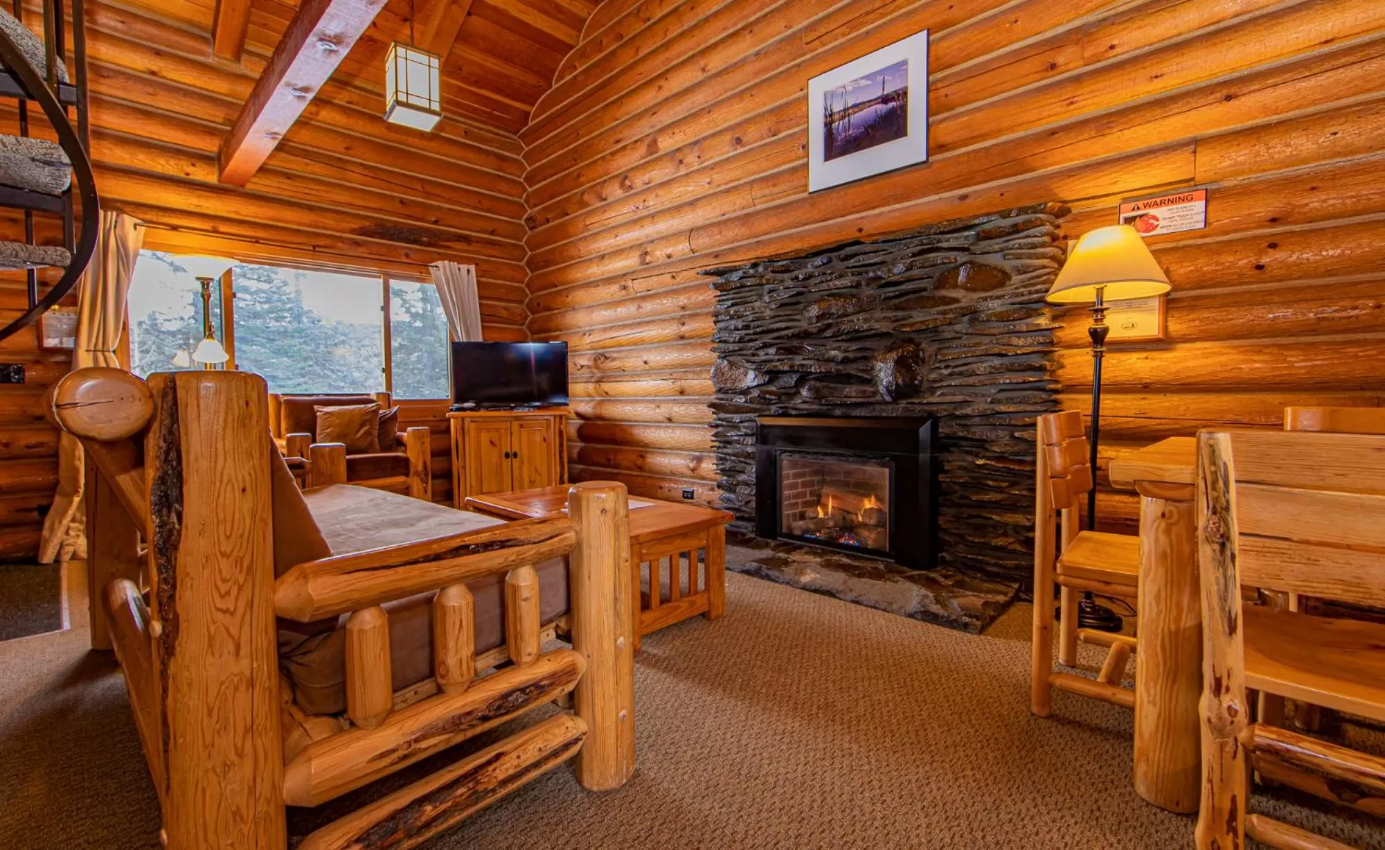 Living room in Cooper Spur Mountain Resort