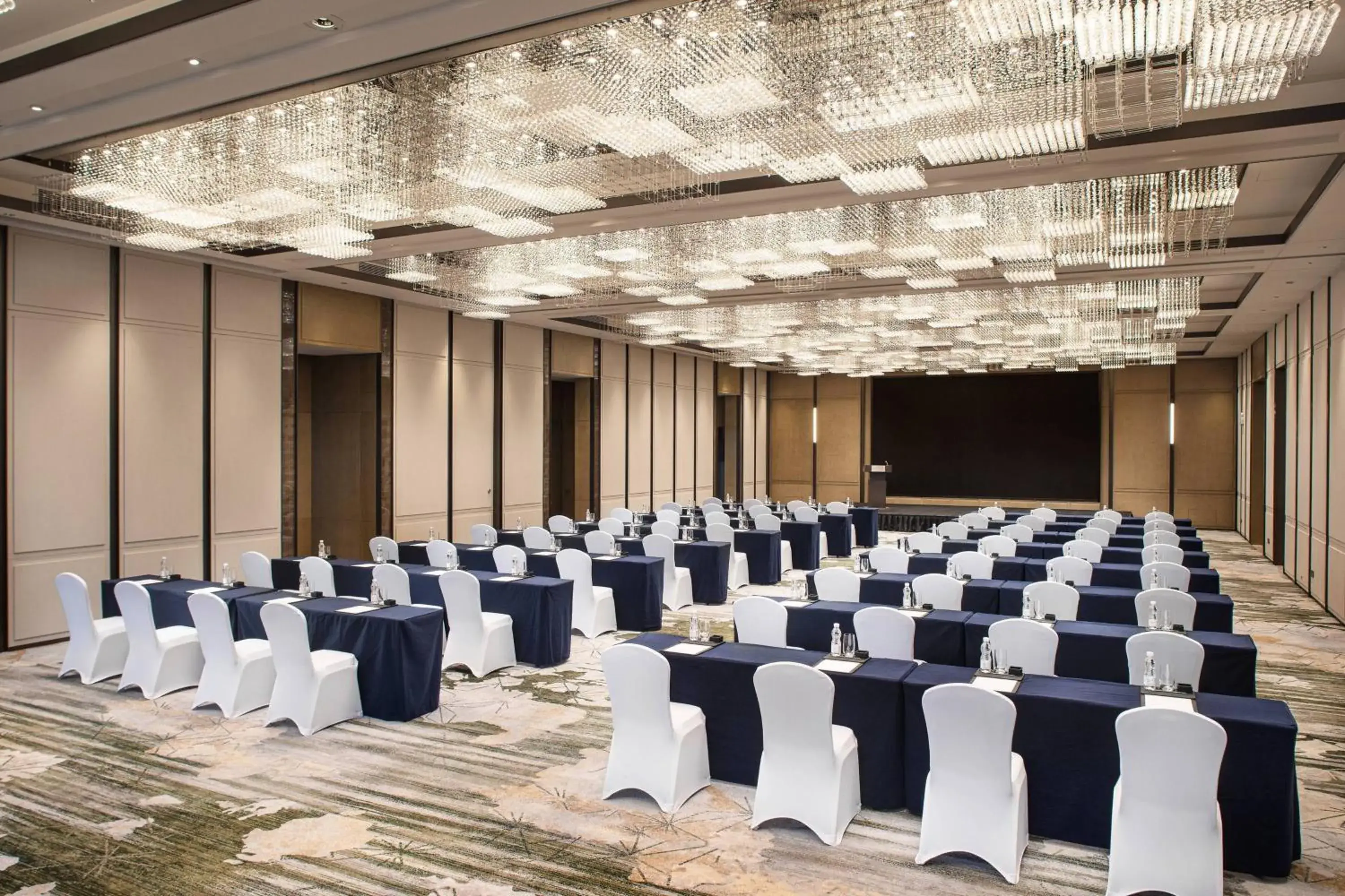 Meeting/conference room in Courtyard by Marriott Chengdu South