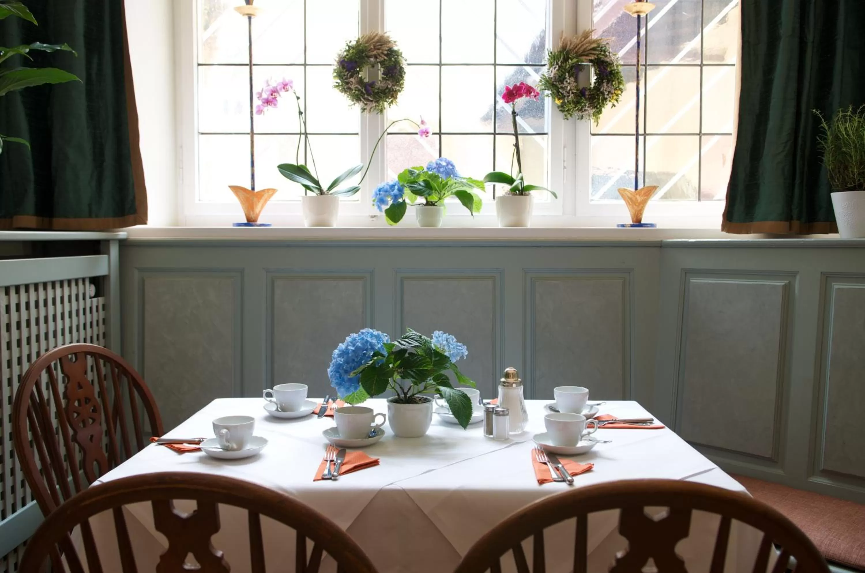 Restaurant/places to eat in Hotel Schlicker