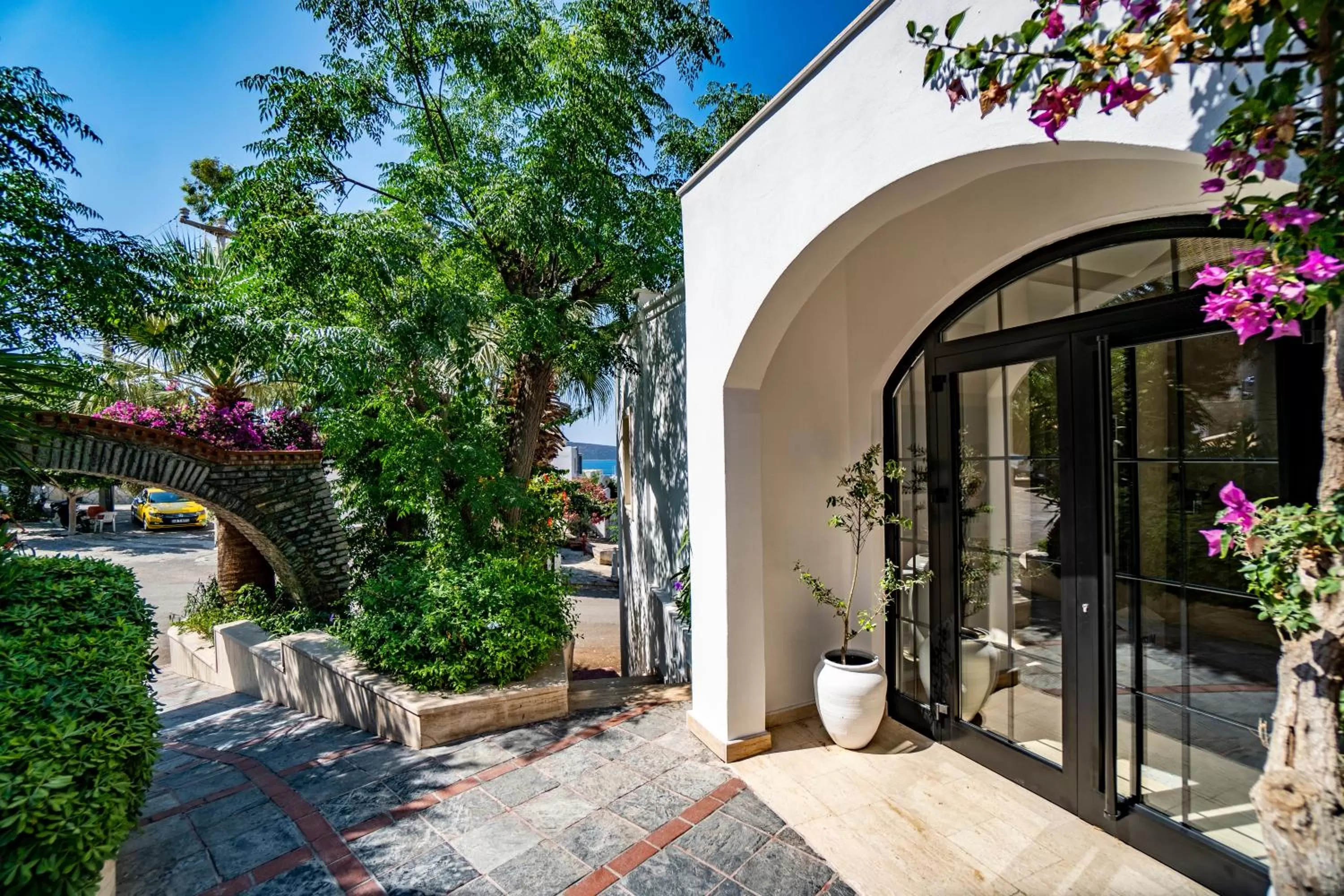 Facade/entrance in Manzara Boutique Hotel - Adults Only