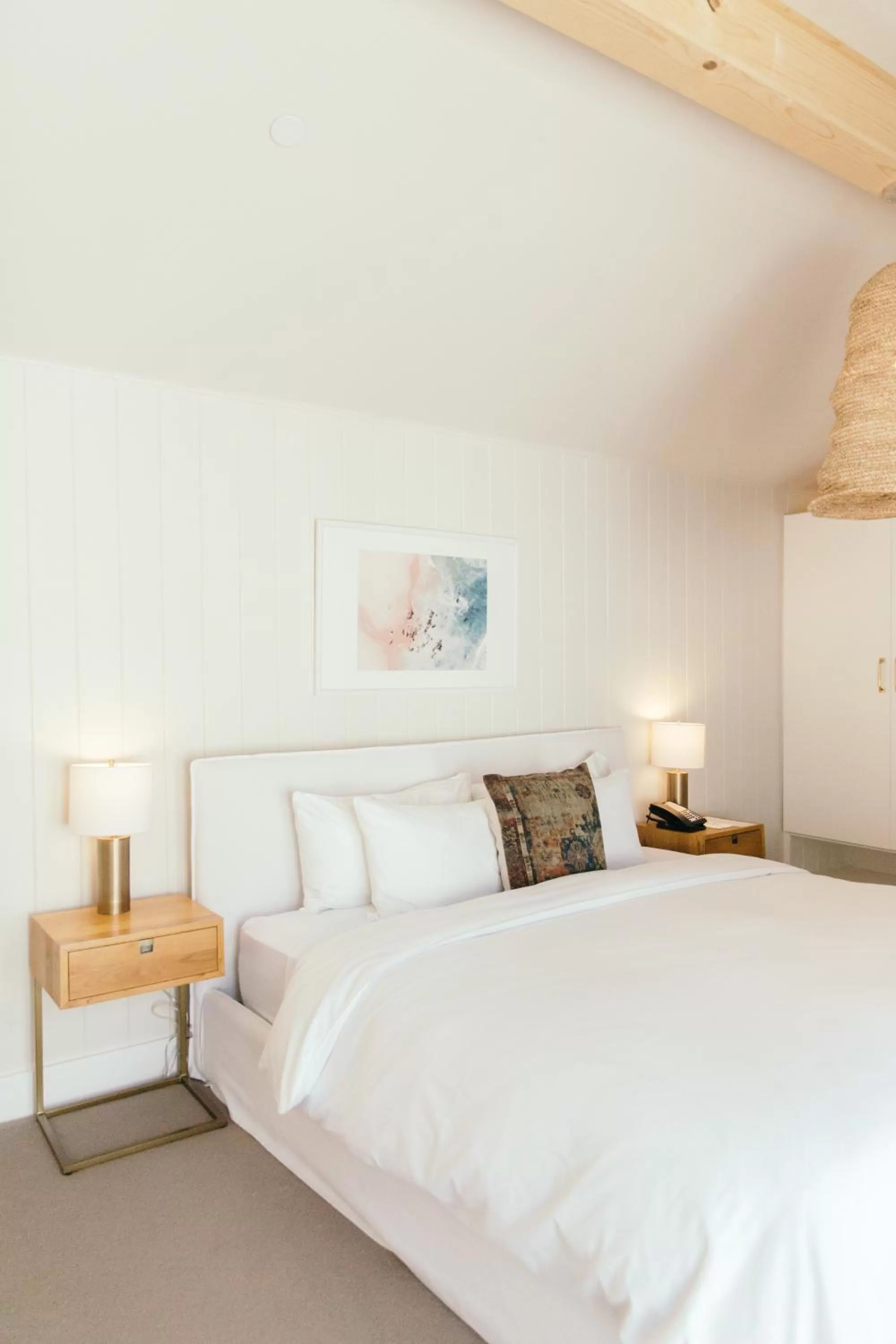 Bed in CALAMIGOS RANCH Resort & Spa