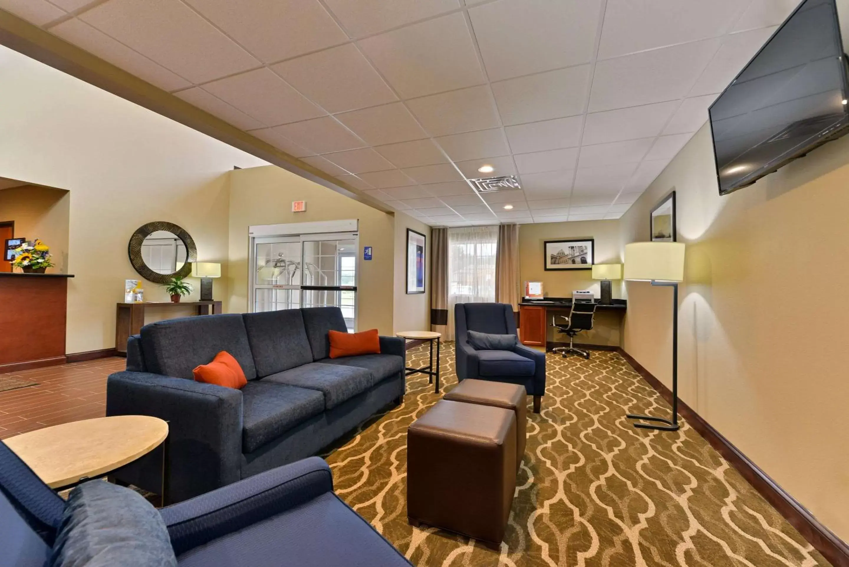 Lobby or reception, Seating Area in Comfort Inn and Suites Manheim