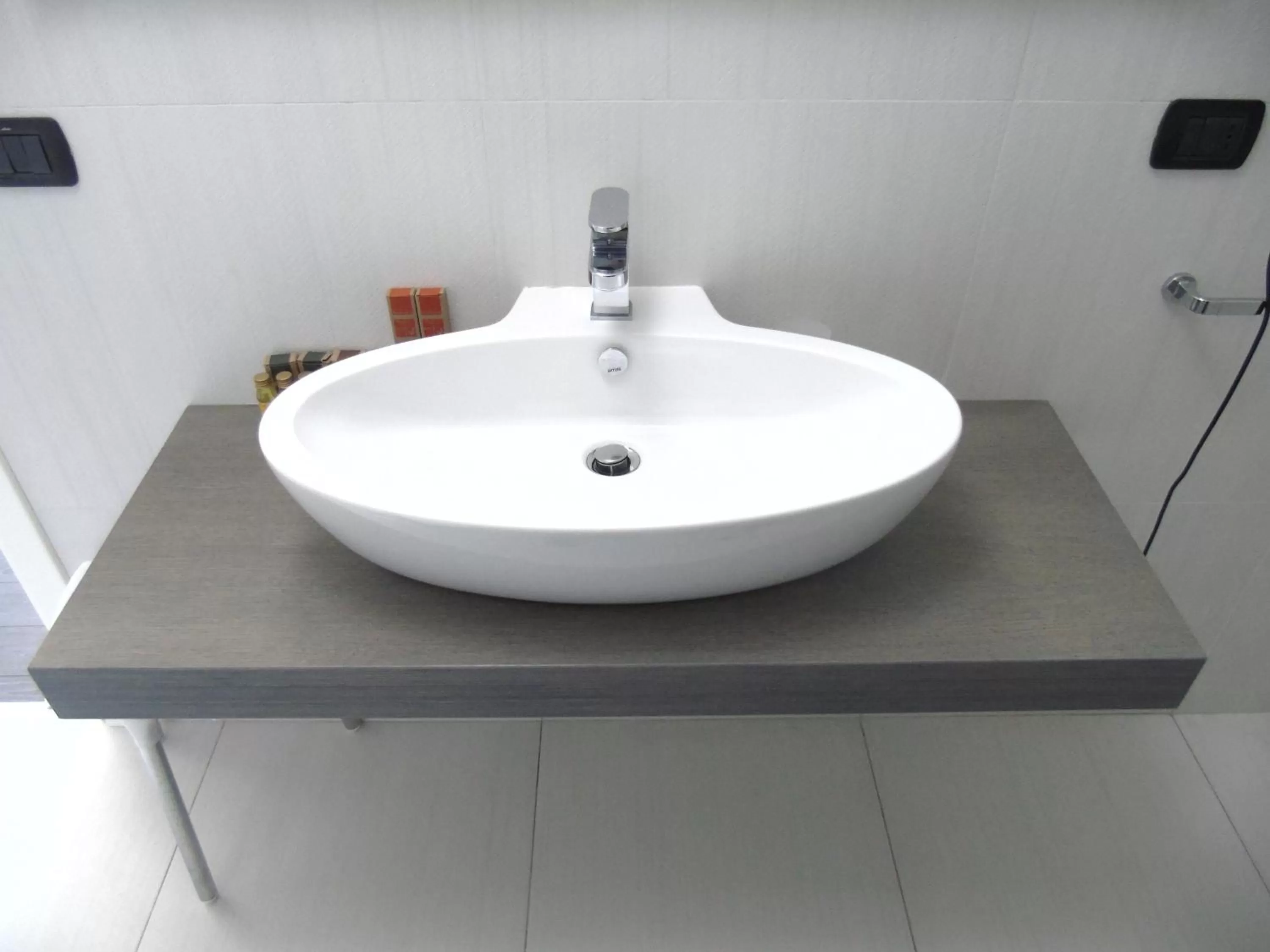 Bathroom in Areté Luxury Room